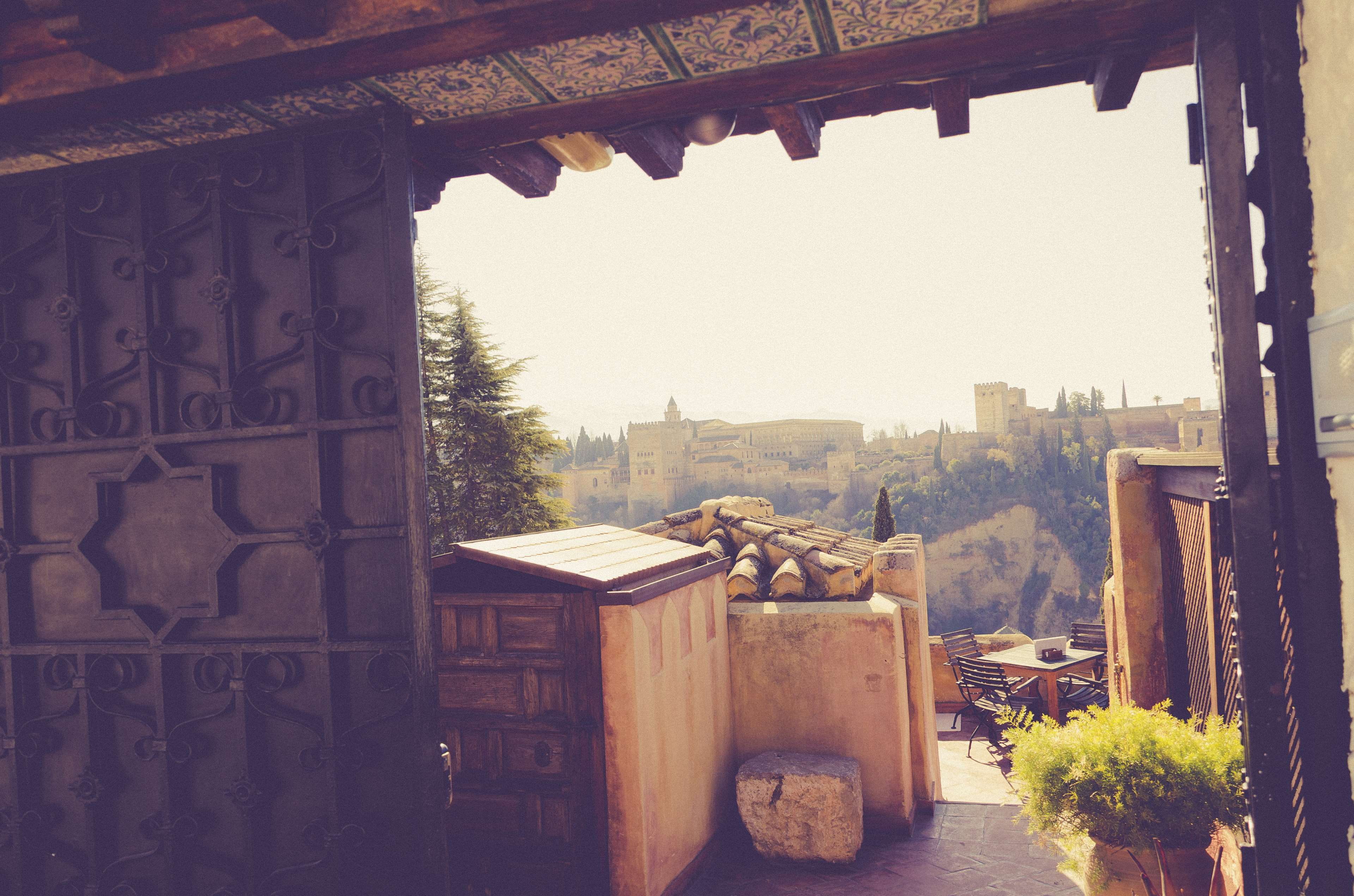 place of worship, granada granada andaluca, sky, city, granada andaluca comunidades autnomas prov, animal themes, day, building exterior, 4K, andaluca comunidades autnomas provincias e, HD Wallpaper