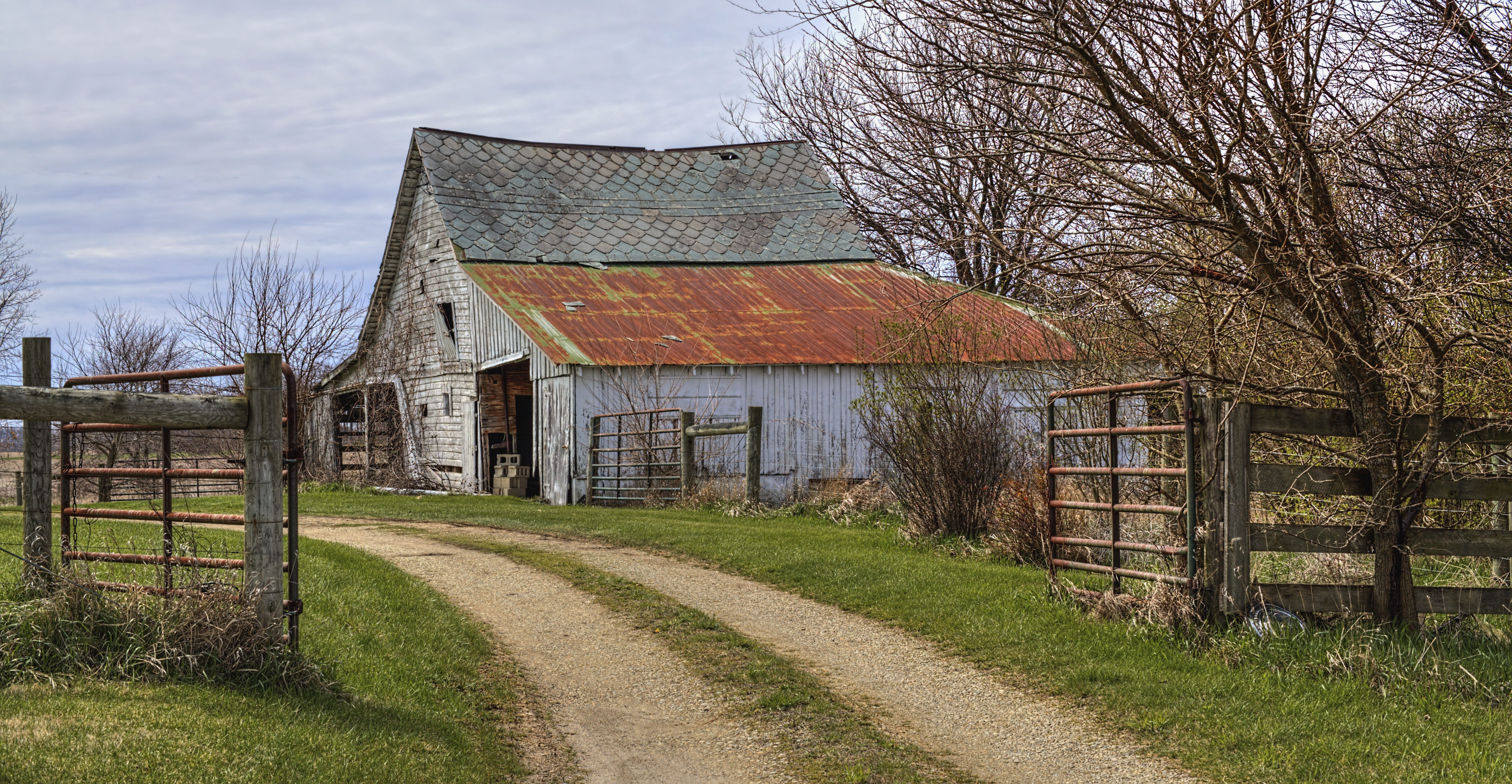 barns, sheds, structure, landscape, agricultural, structures, cloud - sky, grass, cottage, agriculture, farm, field, old, bill sturgell, house, land, building exterior, HD Wallpaper