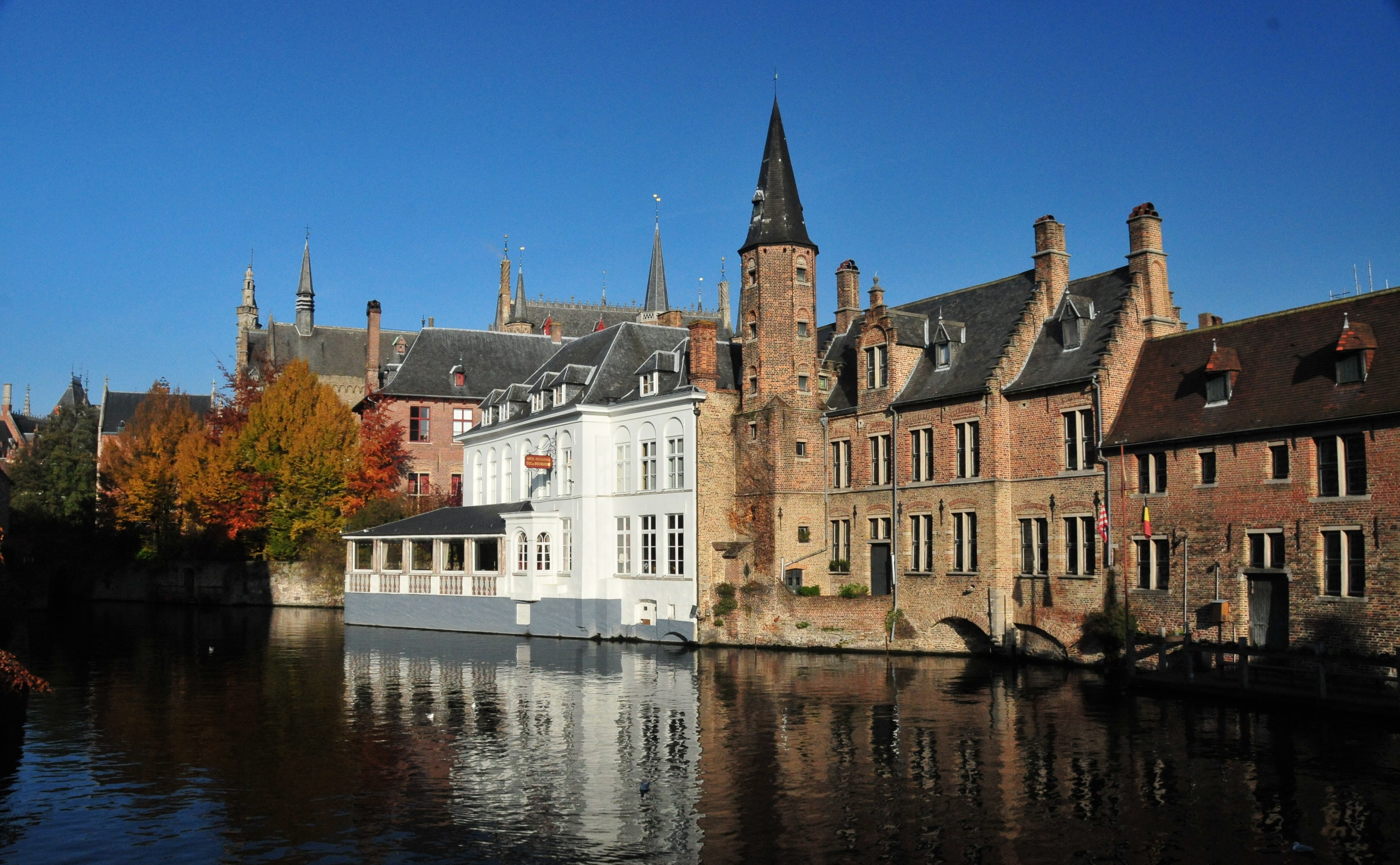 canals, tree, autofocus, vpu7, vpu1, vpu8, outdoors, waterfront, residential district, vigilantphotographersunite, spire, infinitexposure, vpu4, vpu5, clear sky, HD Wallpaper