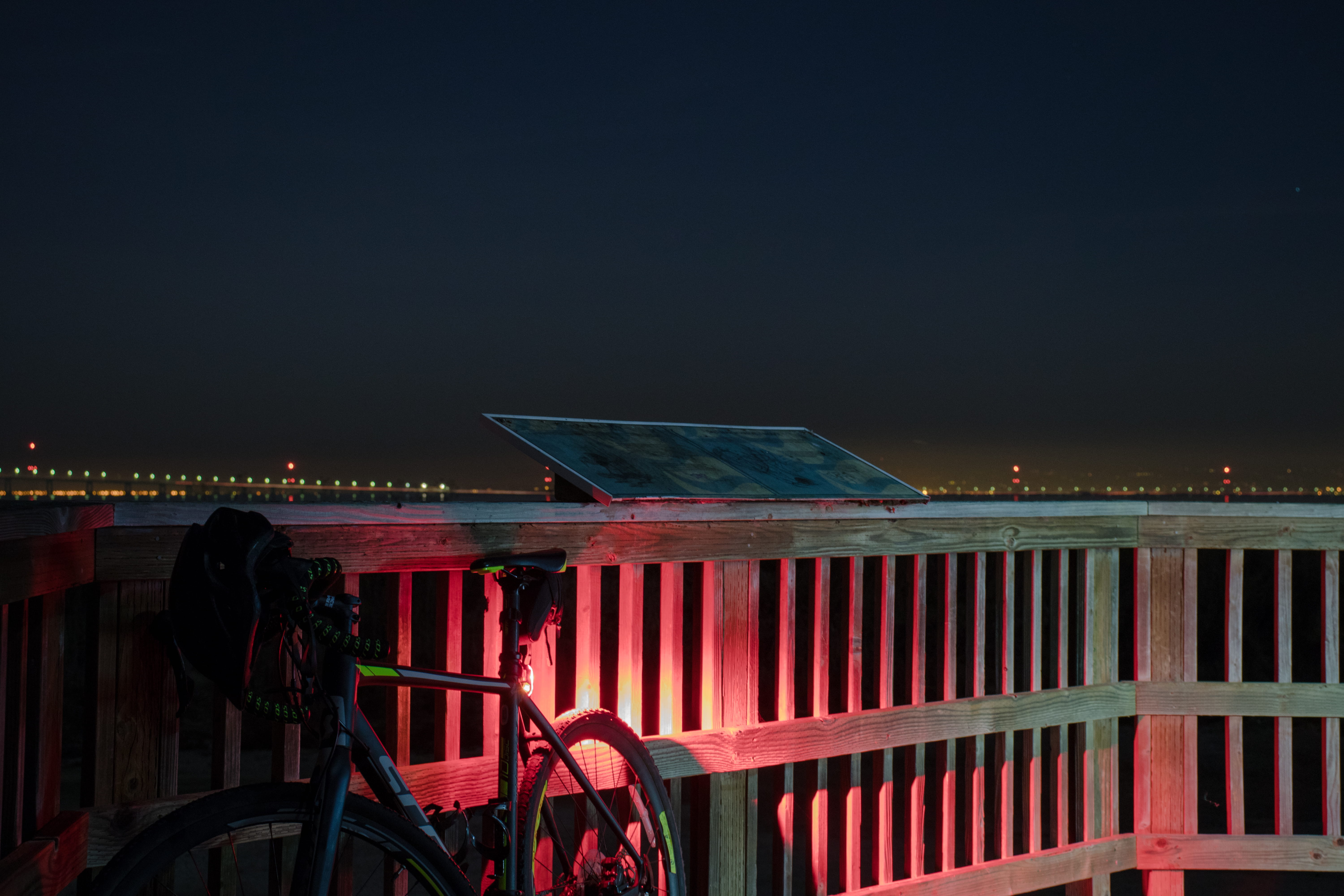 copy space, sky, light, red, redwood shores, outdoors, observation deck, corrugated, railing, building exterior, cyclocross, long exposure, usa, nature, HD Wallpaper