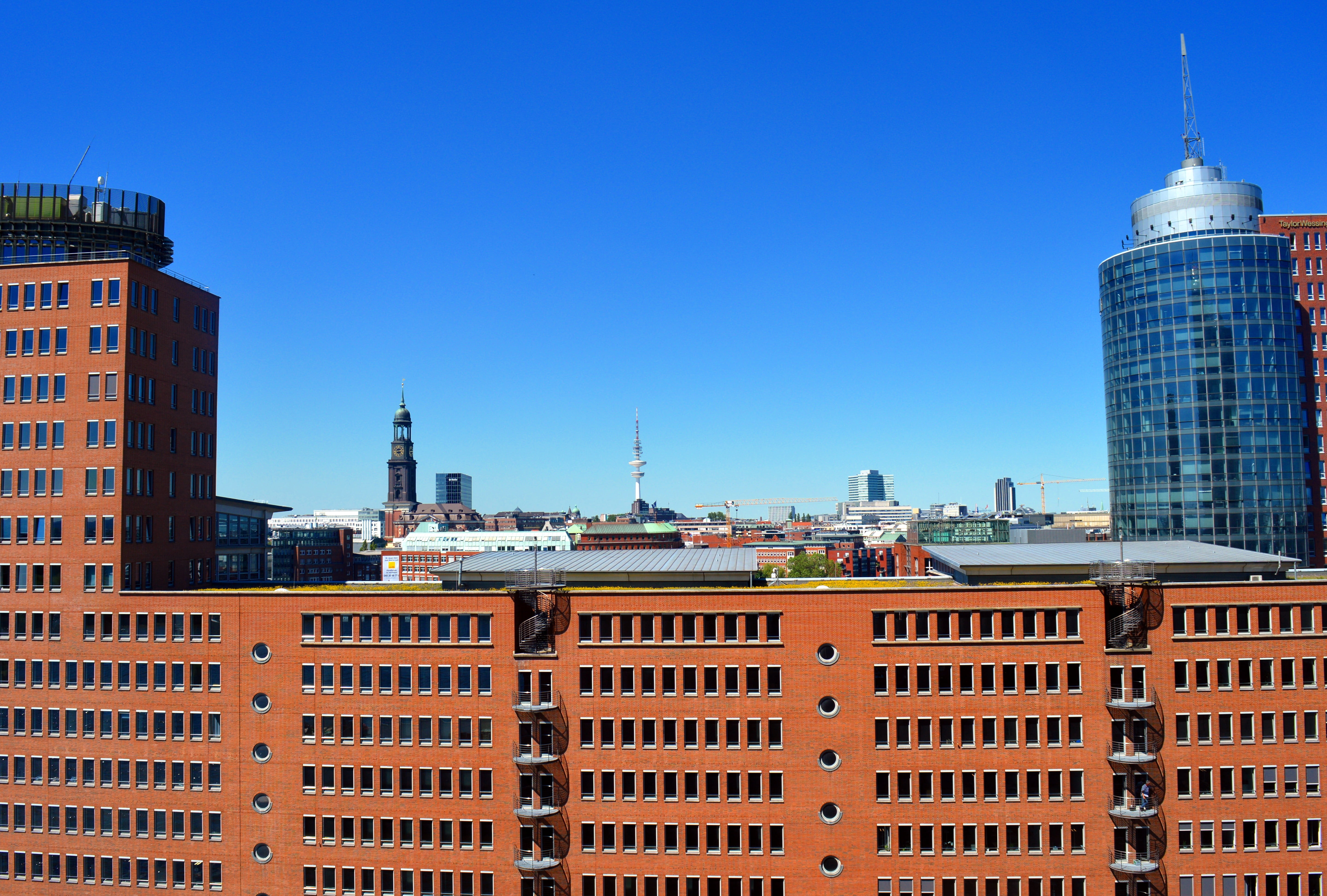 office building exterior, resort, water, apartment, elbe, tower, panorama, hamburg, cityscape, modern, construction industry, architecture, building exterior, HD Wallpaper