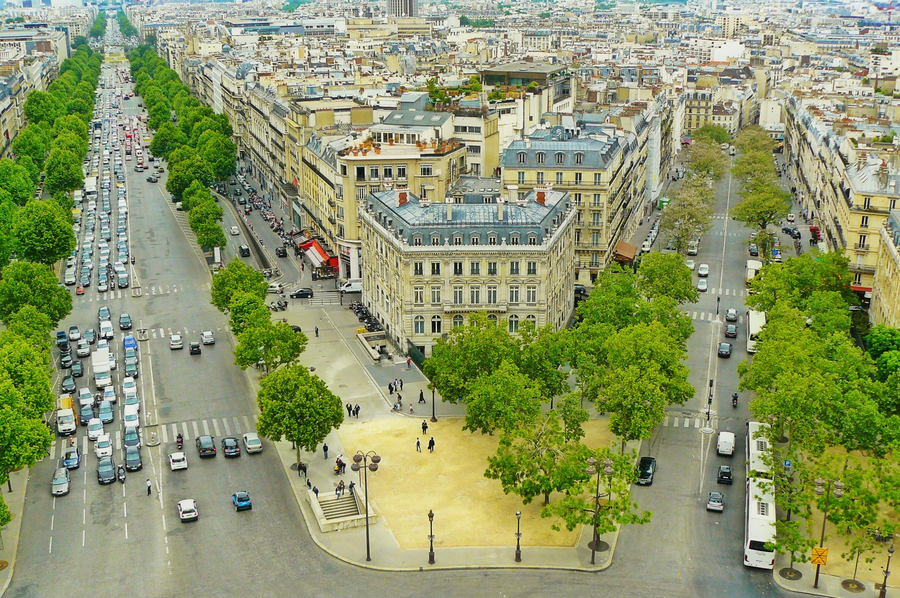 2K, building exterior, street view, architecture, homes, high angle view, trees, built structure, overview, land vehicle, tree, street, road transport, HD Wallpaper