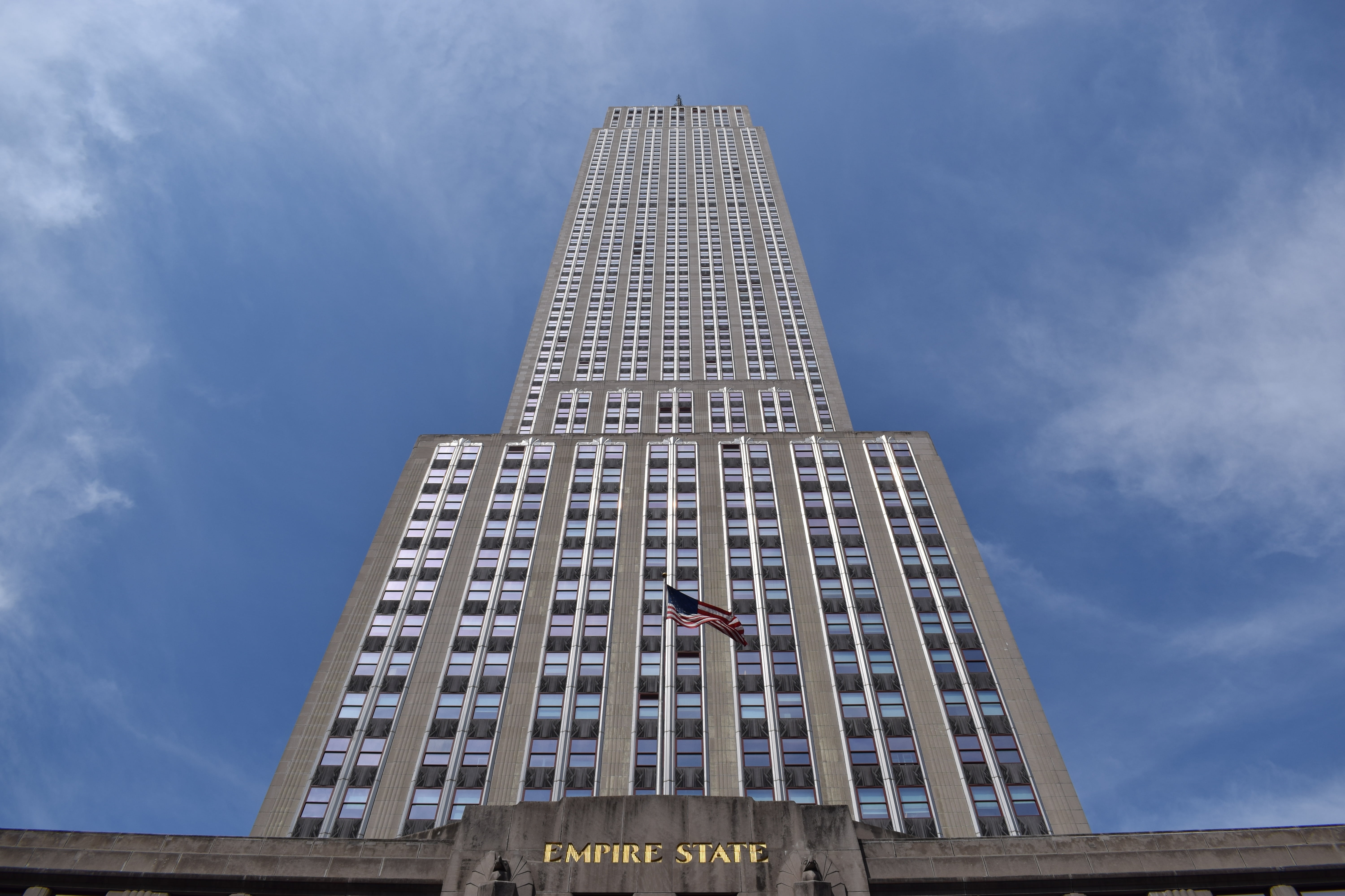 architecture, skyscraper, low angle view, government, blue, built structure, 5K, office, travel, day, empirestatebuilding, outdoors, cloud - sky, tourism, HD Wallpaper