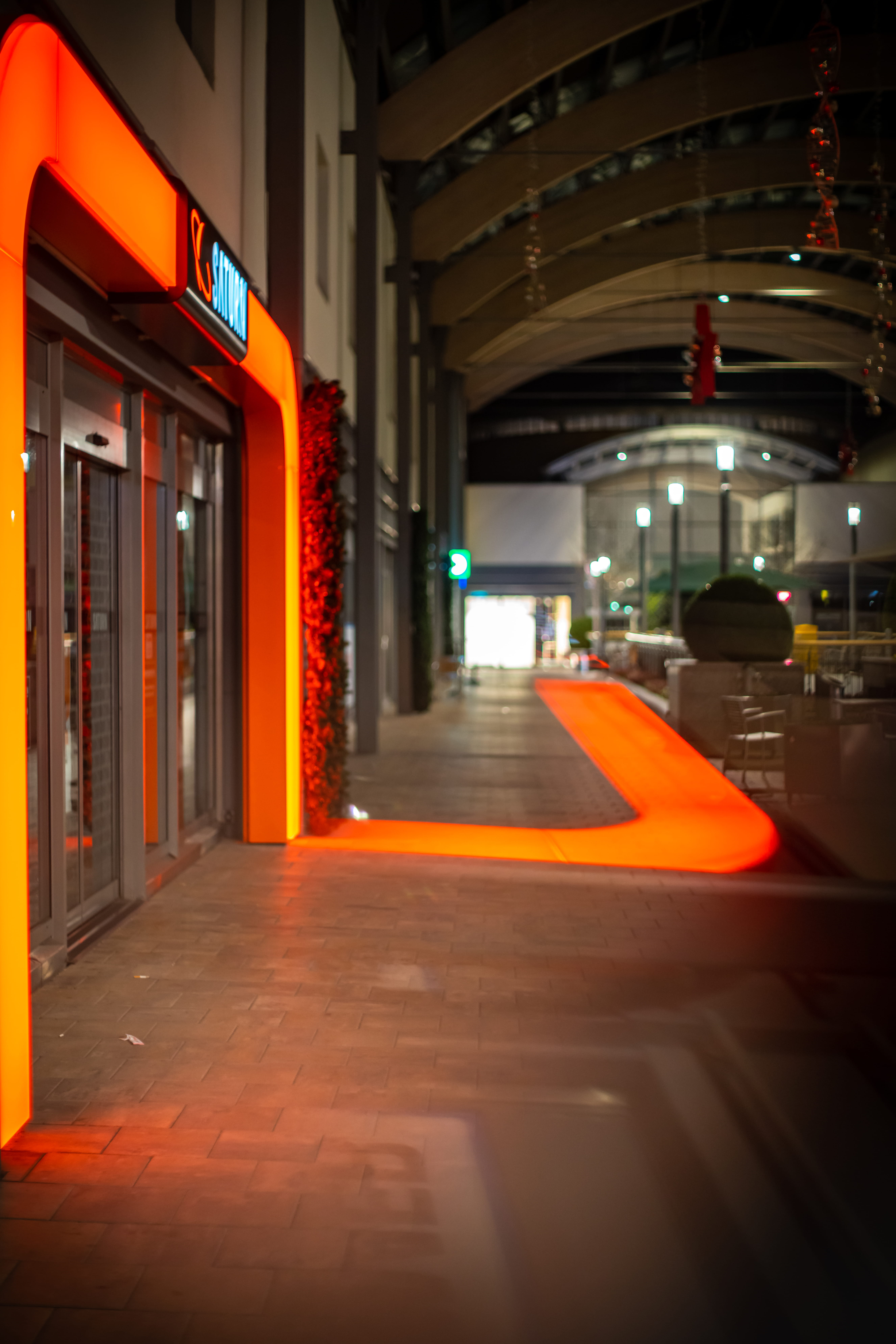 lighting equipment, outdoors, illuminated, no people, lights, ansbach, direction, neonlight, germany, 8K, architectural column, building exterior, ceiling, Phone HD Wallpaper