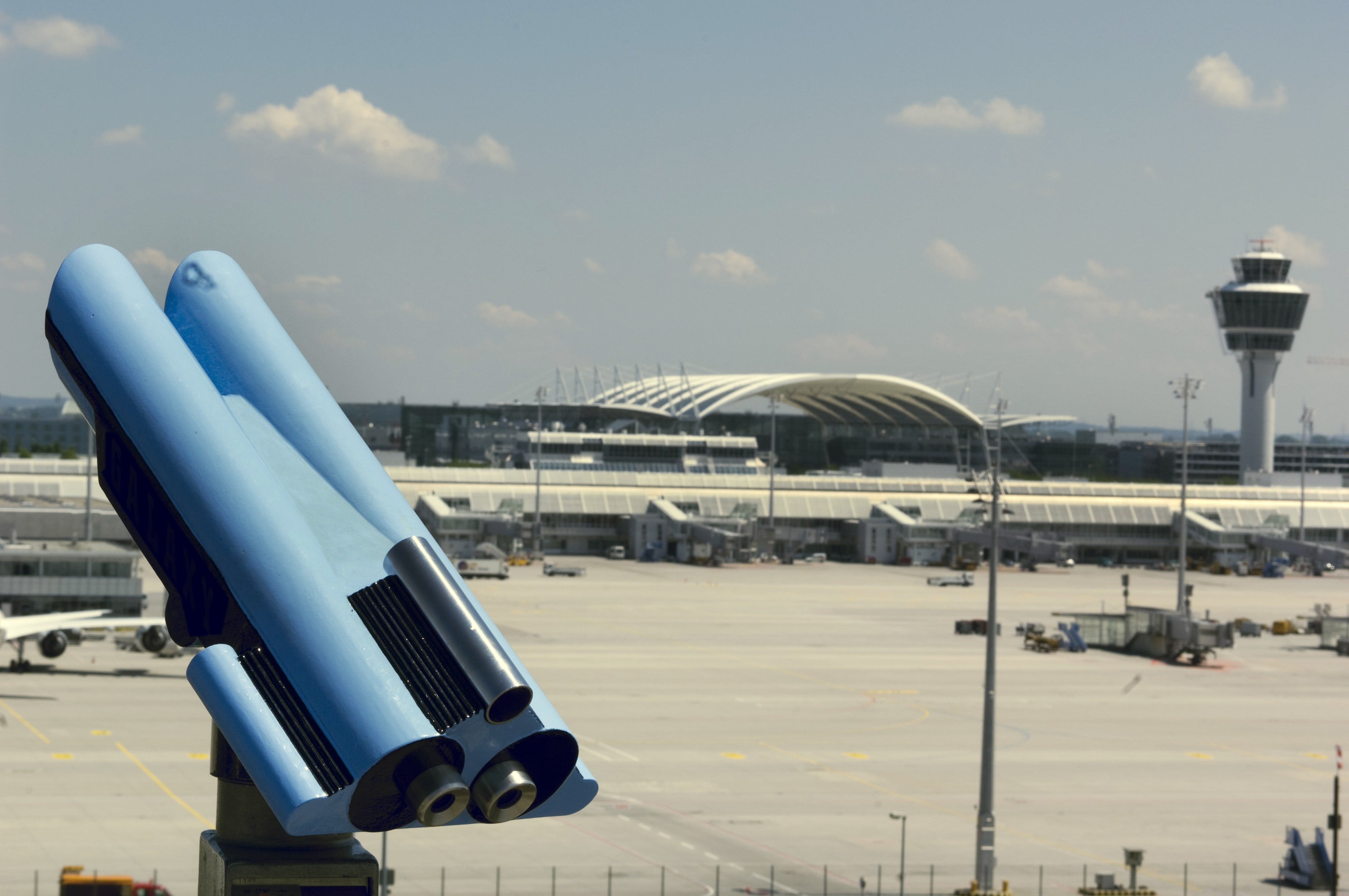 sky, travel, built structure, munich, nature, building exterior, observation deck, day, airplane, sunlight, airport runway, architecture, air vehicle, cloud - sky, HD Wallpaper