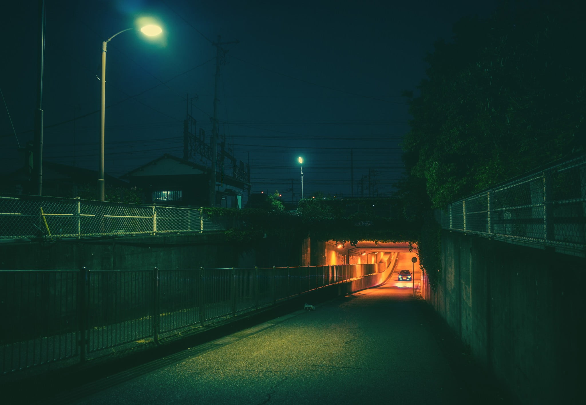 building exterior, no people, city, illuminated, the way forward, direction, built structure, 1080P, gray, diminishing perspective, electricity, light, HD Wallpaper