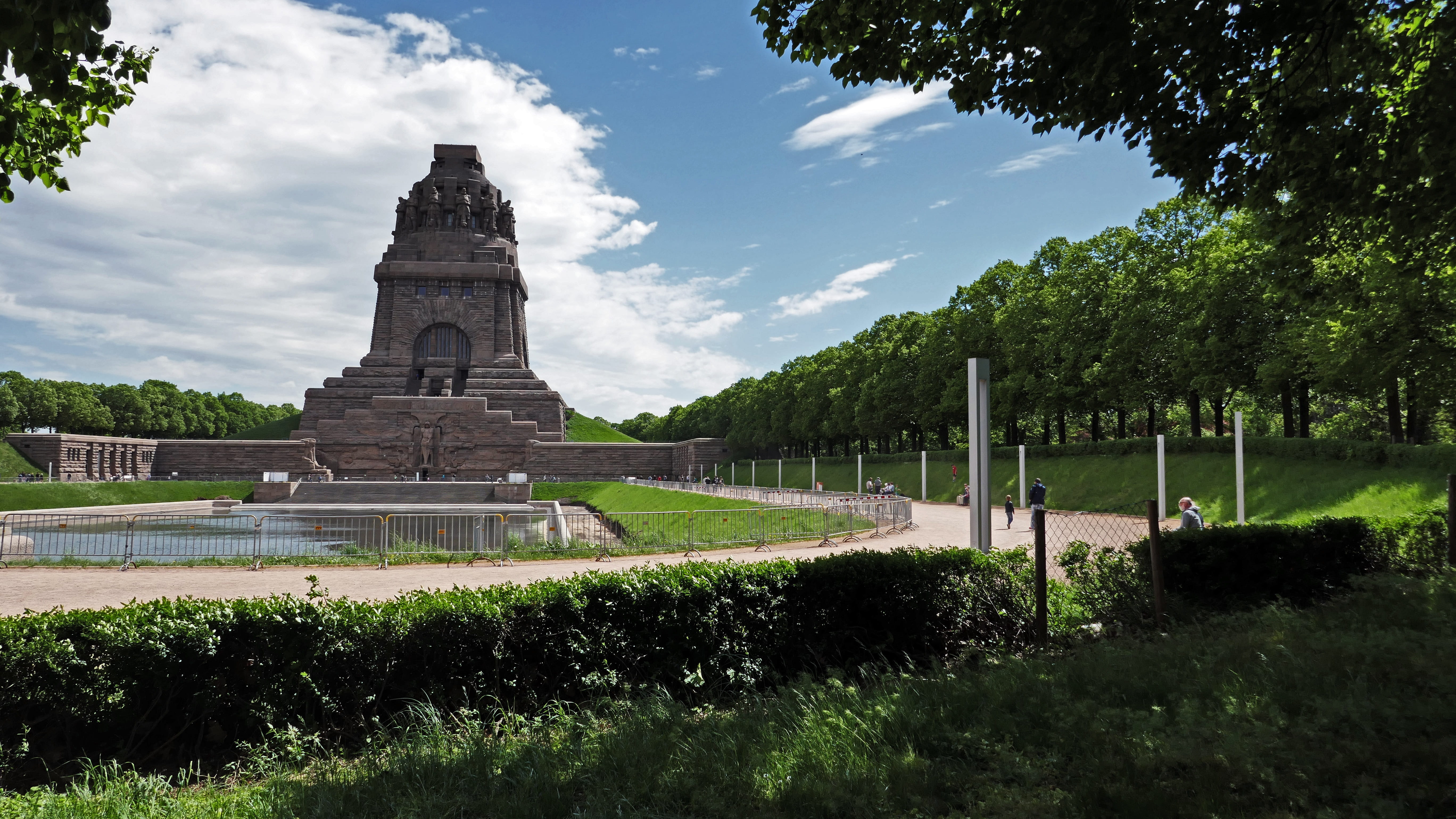 day, spirituality, travel, monument, plant, heroes, cloud - sky, 5K, architecture, no people, travel destinations, cenotaph, places of interest, tourism, HD Wallpaper