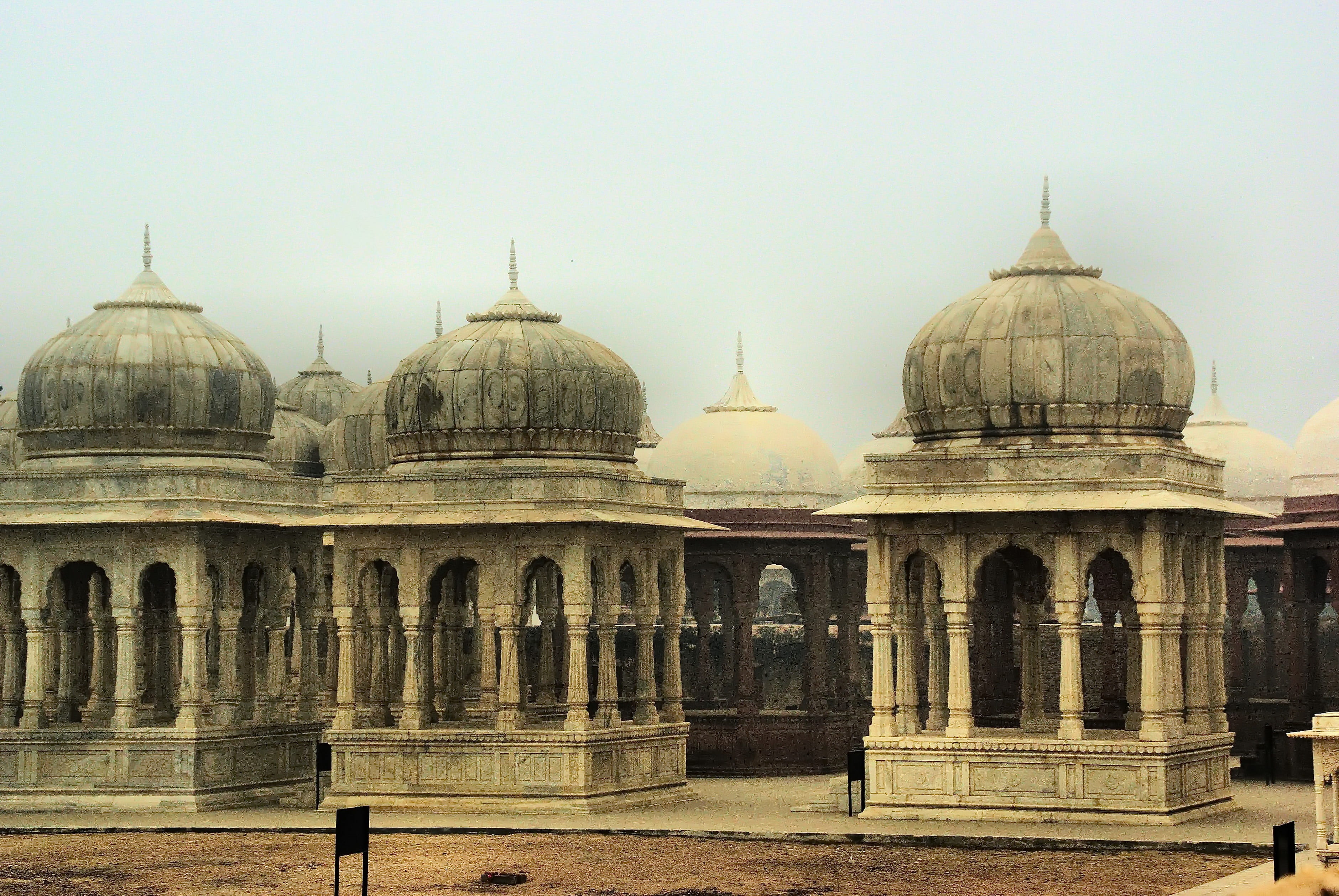 cenotaphs, 2K, outdoors, building, travel, day, city, the past, history, travel destinations, religion, architectural column, ancient civilization, architecture, HD Wallpaper