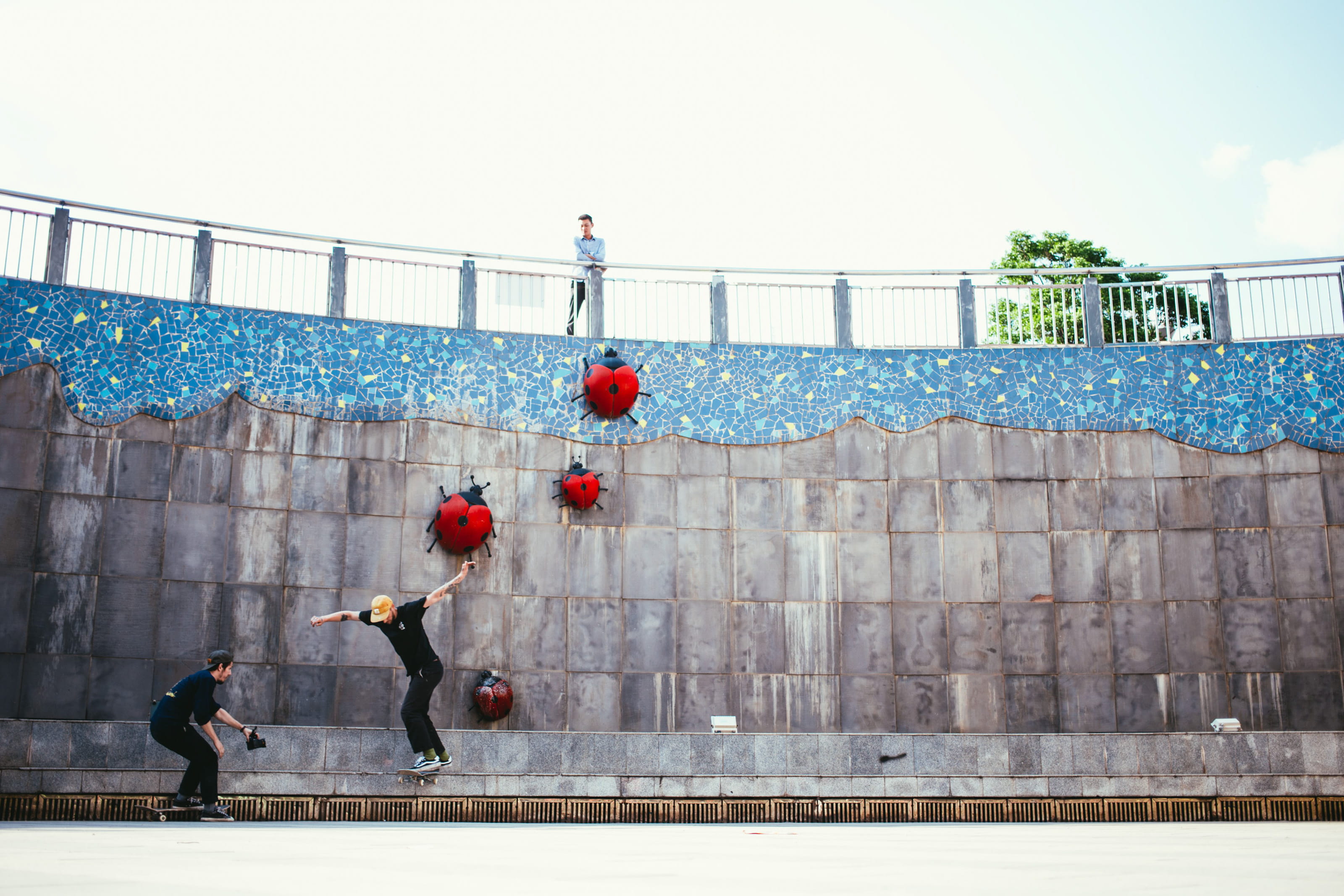 2K, sport, recreation, summer, onlooker, city, speed, athletic, full length, lifestyle, nature, skateboarding, people, trick, another, ramp, sky, adult, HD Wallpaper