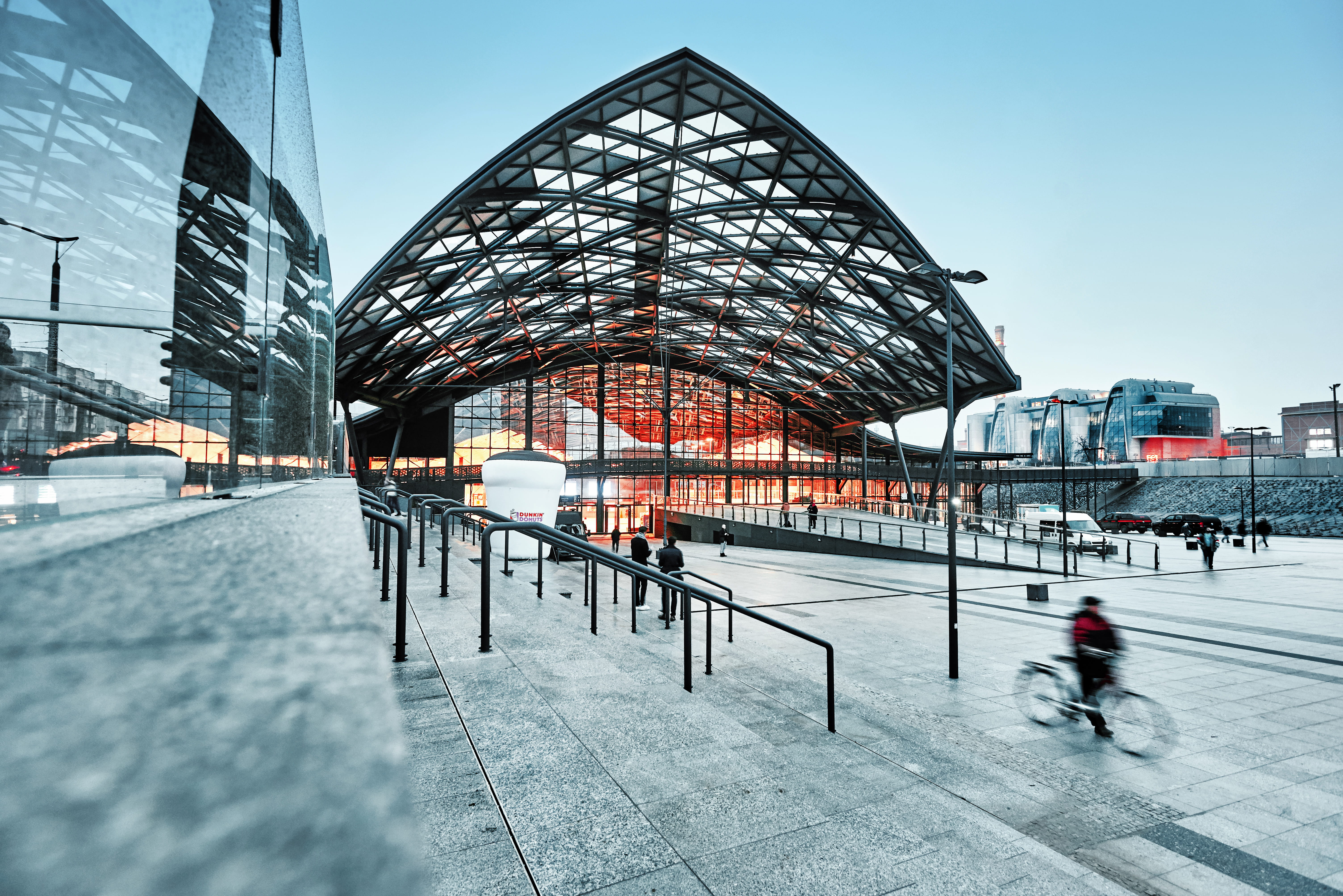 near, roof, winter sport, glass - material, ice rink, walking, building, city Life, undef, incidental people, photo, snow, alloy, day, glass, building exterior, HD Wallpaper