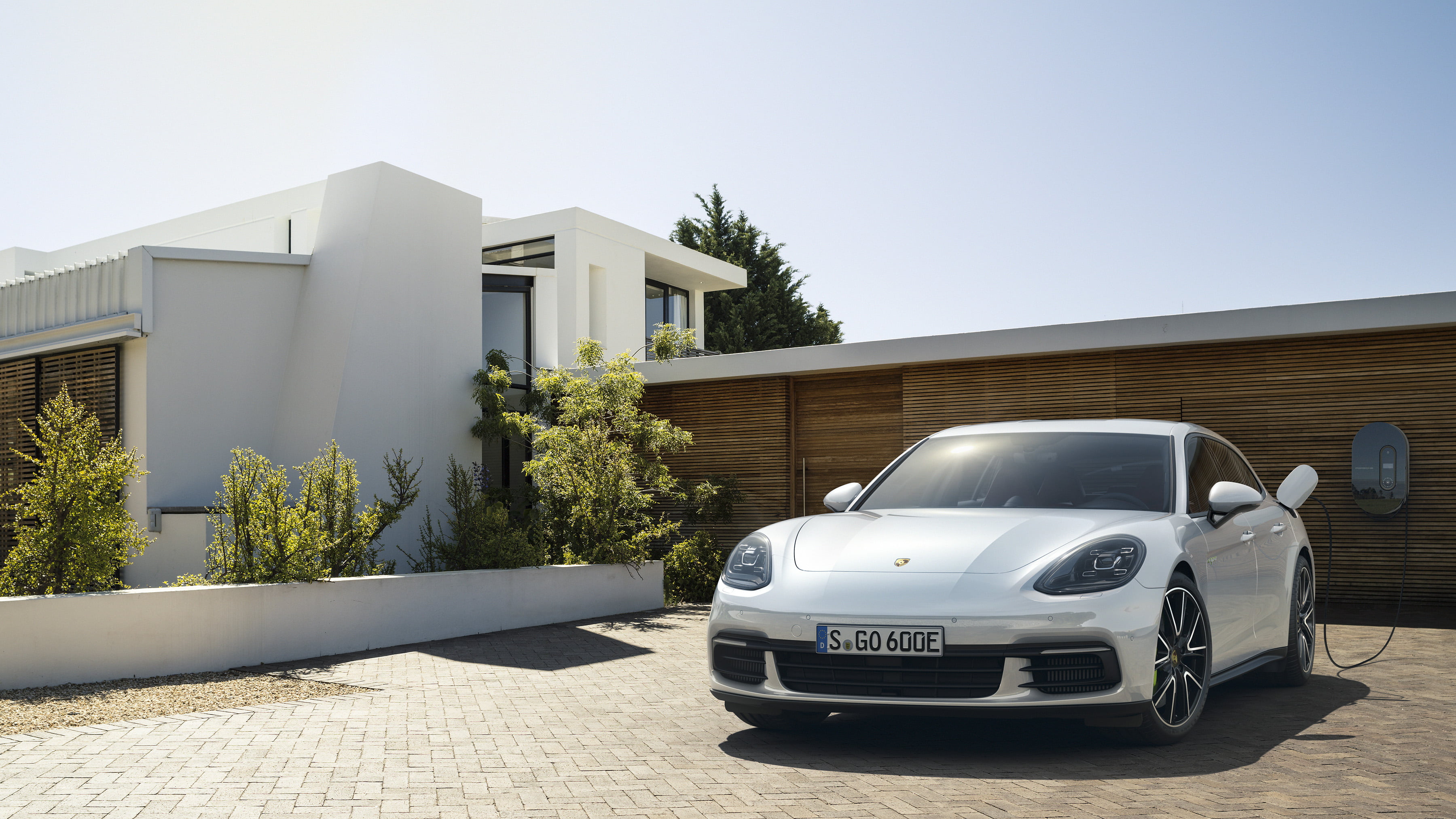 sport, no people, land vehicle, motor vehicle, transportation, modern, porsche, mode of transportation, turismo, sky, luxury, clear sky, 2K, e-hybrid, HD Wallpaper