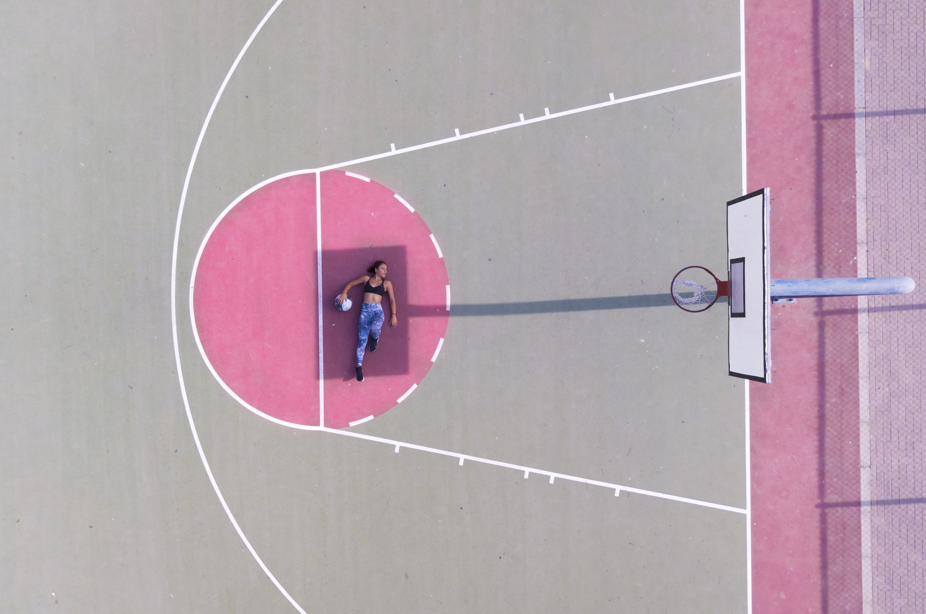 no people, building exterior, woman, protection, built structure, daylight, architecture, sport, drone view, sign, pink color, white color, aerial shot, HD Wallpaper