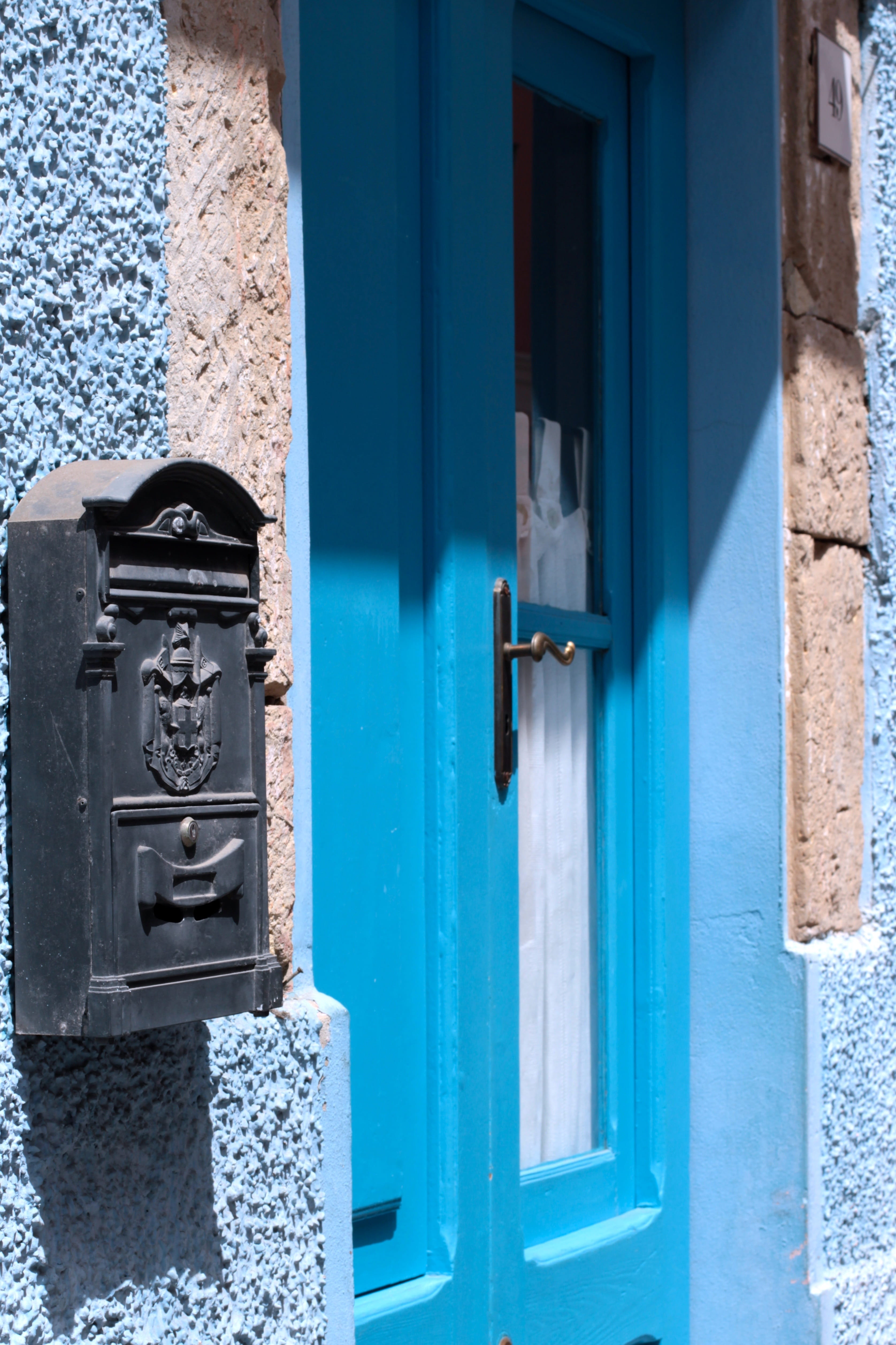 residential district, no people, window, particular, safety, closed, 4K, outdoors, mailbox, turquoise, carloforte, building, viale, blue, built structure, Phone HD Wallpaper