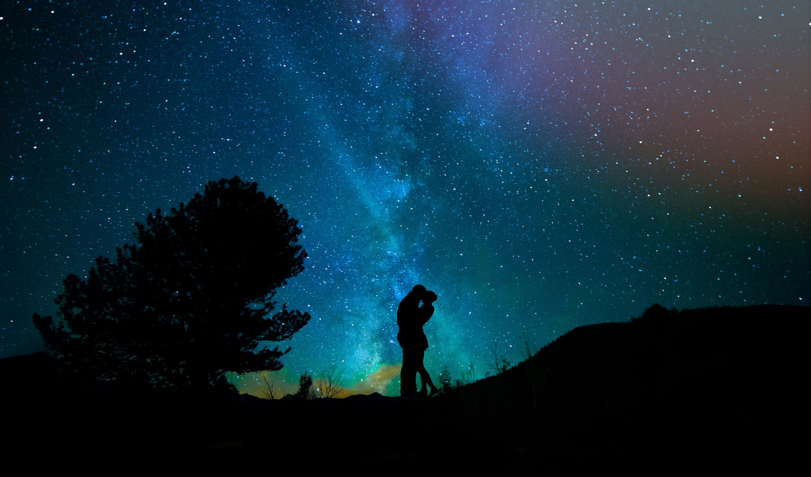 2K, sky, astronomy, 4k, star field, couple, space, silhouette, love, beauty in nature, standing, outdoors, one person, star, nature, night, milky way, HD Wallpaper