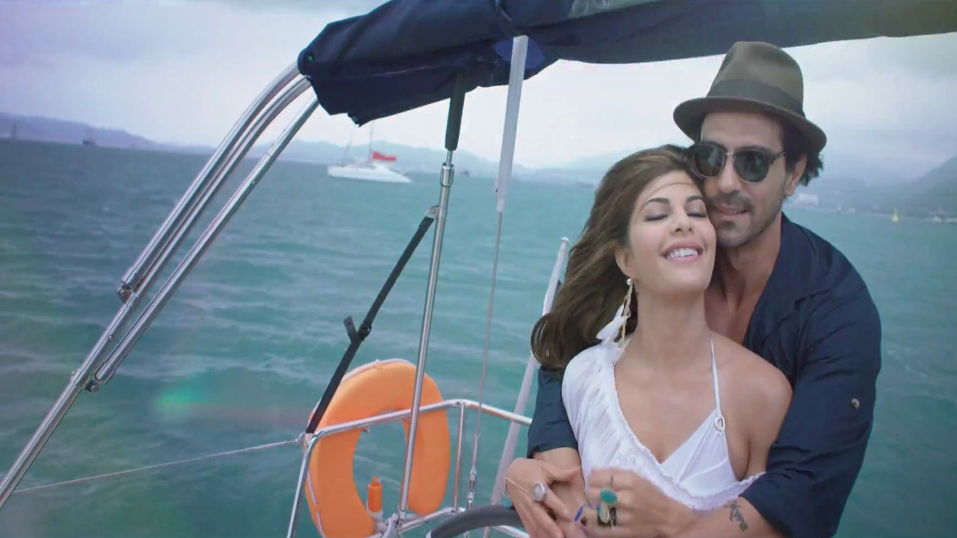 roy, photoshoot, arjun, rampal, fernandez, jacqueline, hot, romance, 1080P, HD Wallpaper