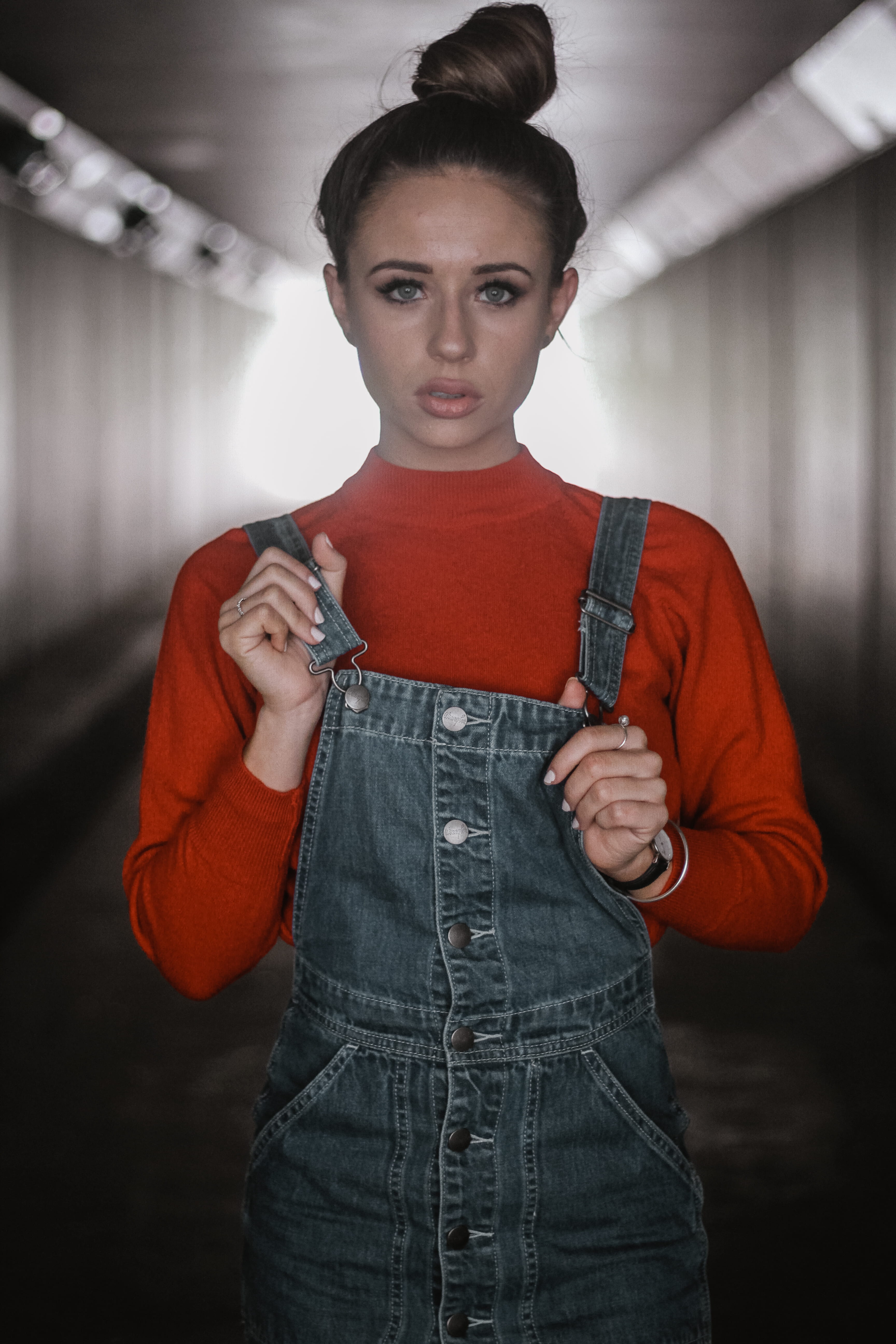 wall - building feature, front view, beautiful woman, portrait, looking at camera, blue, real people, young women, waist up, young men, dungaree, 5K, dress, Phone HD Wallpaper