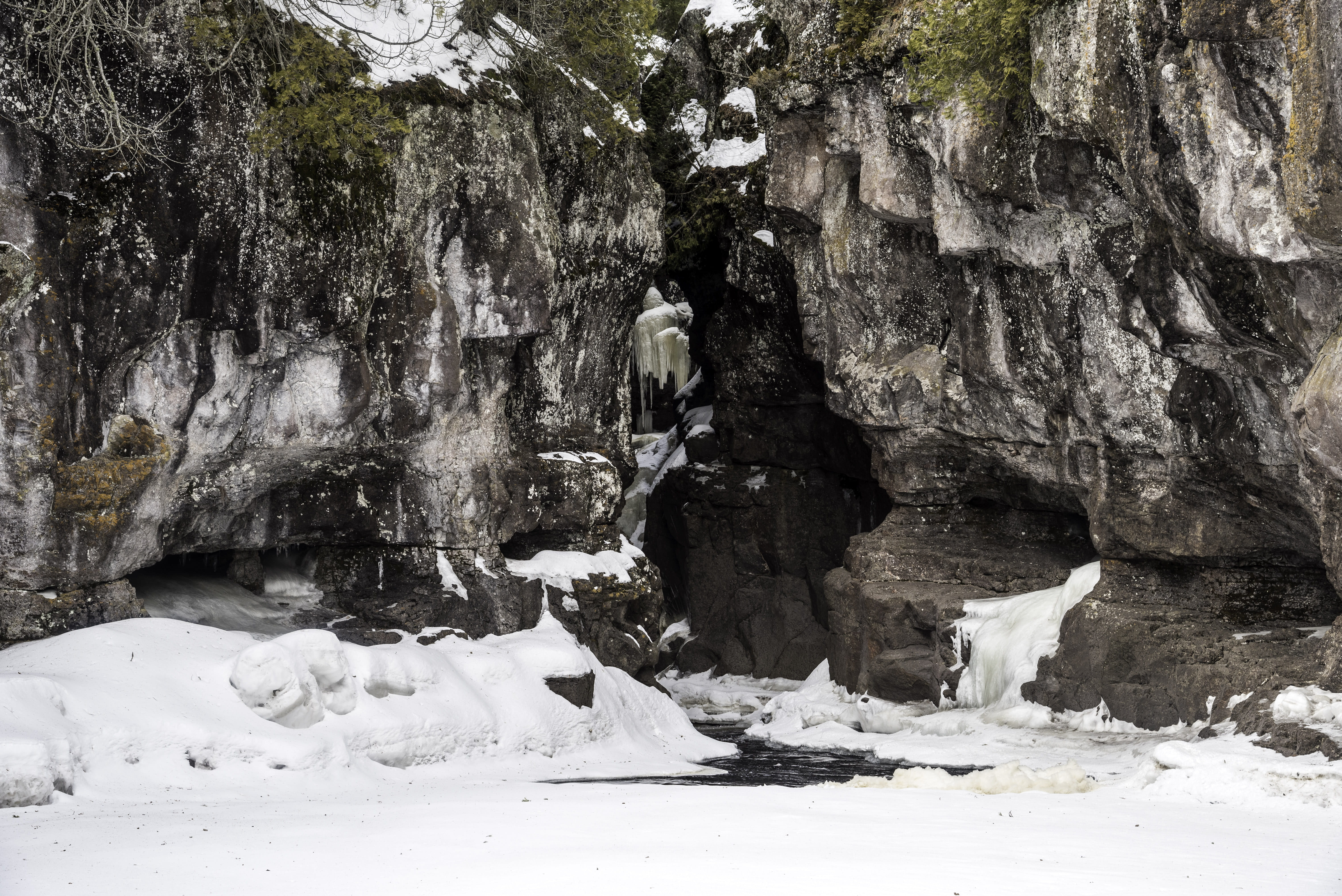 plant, outdoors, photos, solid, Minnesota, landscape, scenics, 5K, winter, public domain, opening, ice, rocks, cave, eroded, scenics - nature, nature, HD Wallpaper
