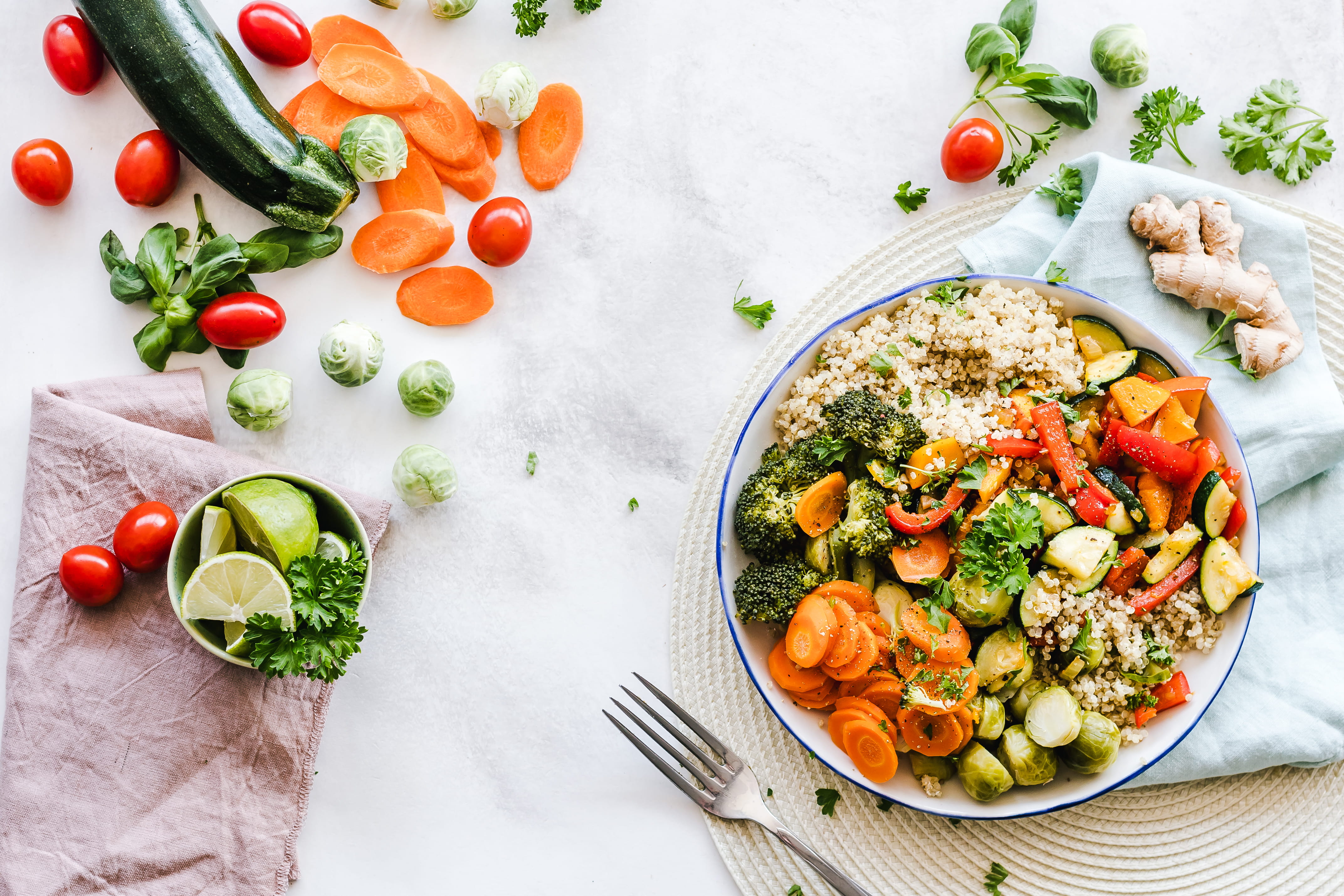 cucumber, healthy eating, vegetable, no people, healthy, lay, indoors, bell pepper, green, fresh, nutrition, photography, plate, pepper, healthy diet, vegan, HD Wallpaper