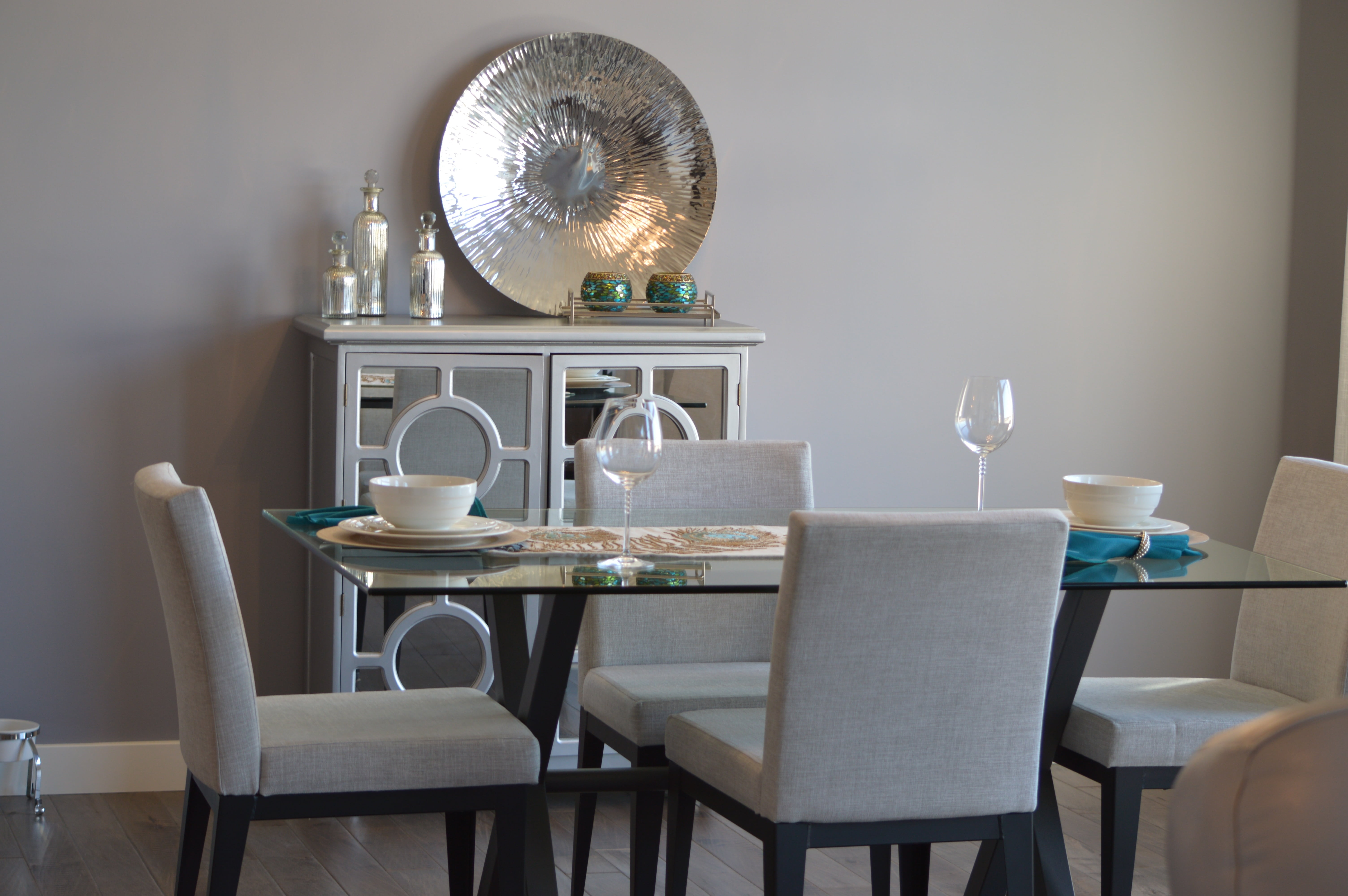 5K, modern, domestic life, top, mug, home interior, no people, decor, elegance, day, absence, seat, glass, base, furniture, interior, white, plate, furnishings, HD Wallpaper