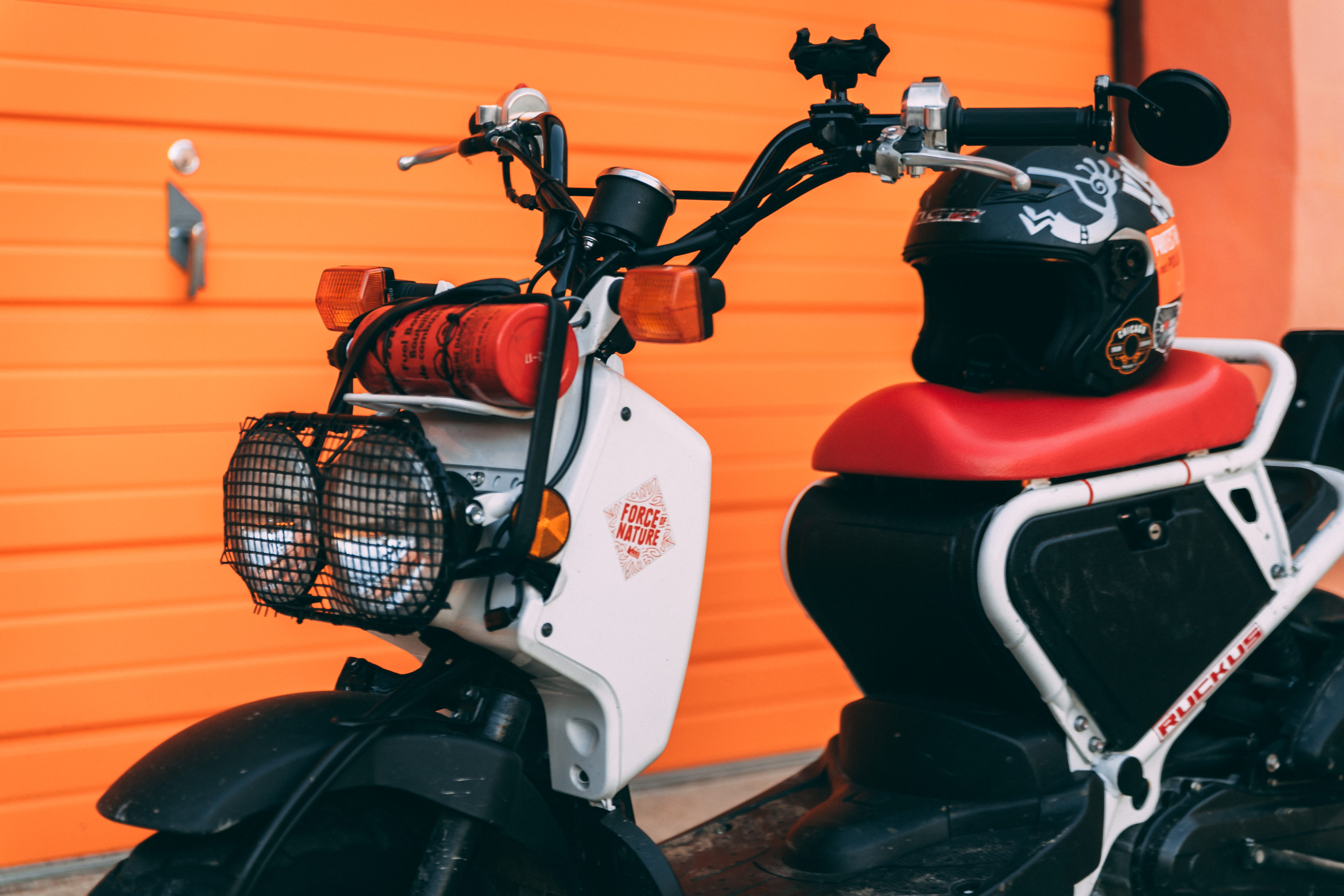 motorcycle, vehicle, light, motor, wheel, minibike, honda, 4K, equipment, closeup, bike, motor Scooter, vespa, sport, handlebar, street, bicycle, no People, HD Wallpaper