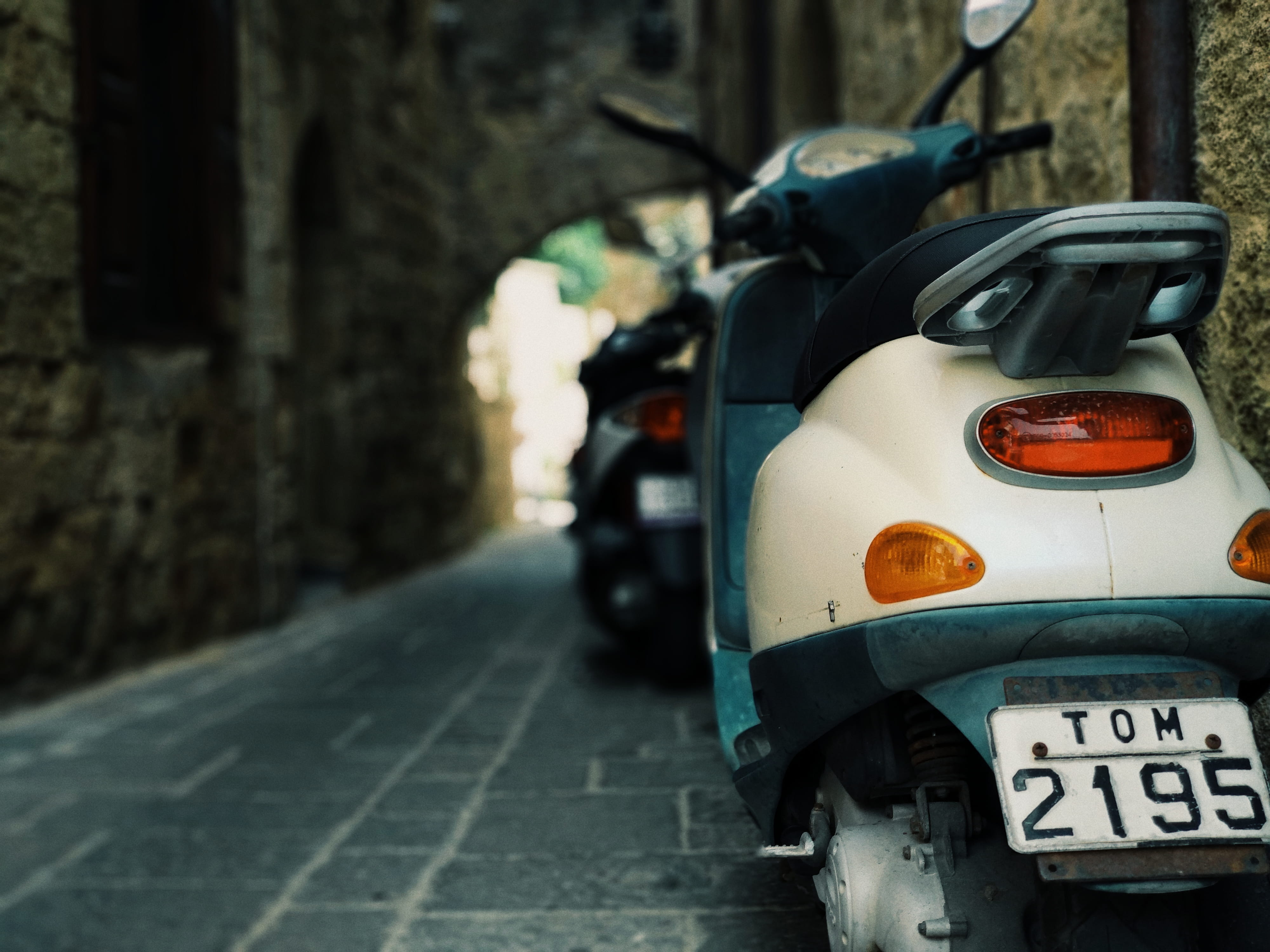 day, transportation, architecture, land vehicle, street, mode of transportation, vscocam, focus on foreground, teal, no people, 4K, motor scooter, oldtown, HD Wallpaper