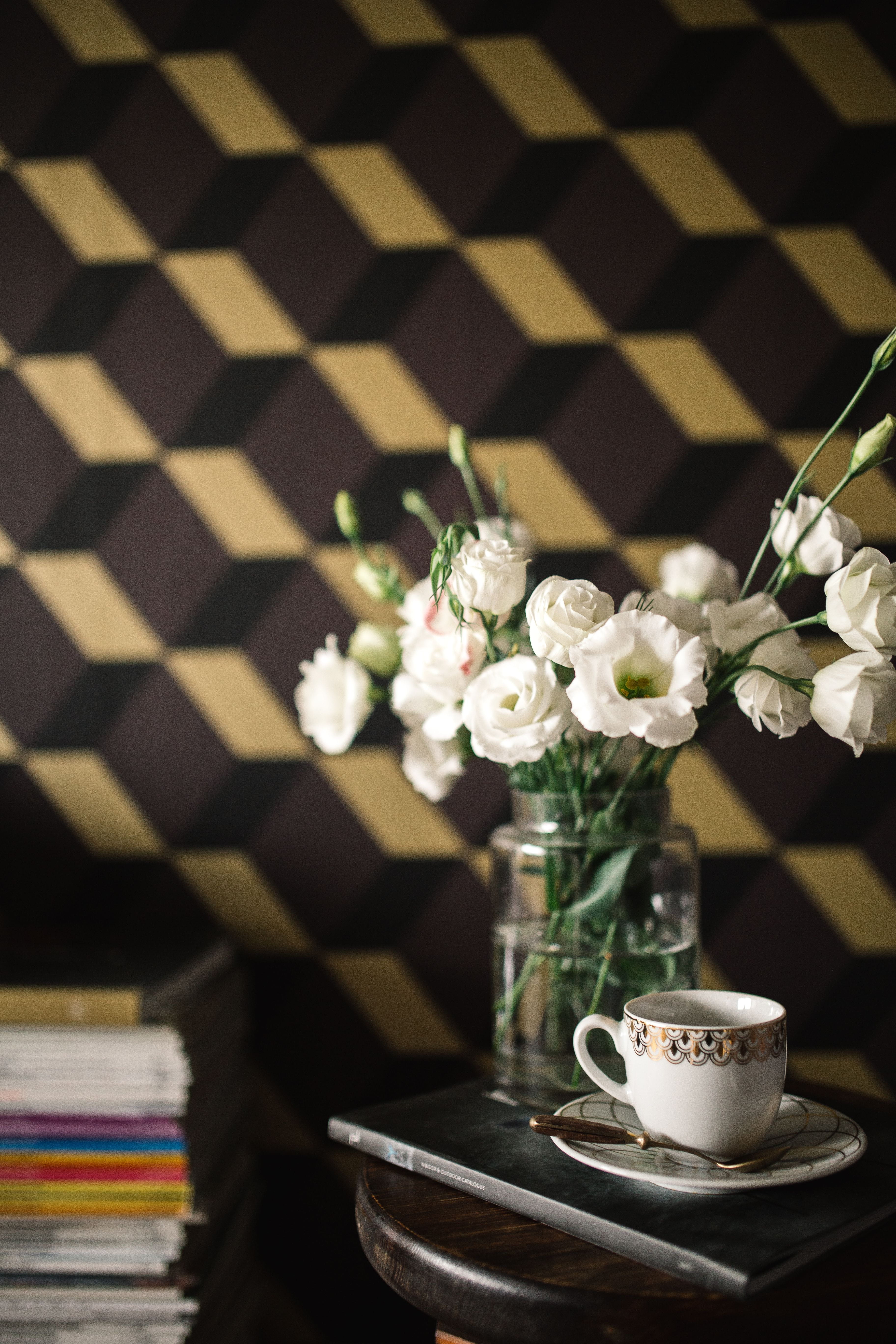 coffee, interior design, furniture, drink, bunch of flowers, flower, coffee - drink, crockery, bouquet, freshness, home, food and drink, Design, Dark, focus on foreground, Phone HD Wallpaper