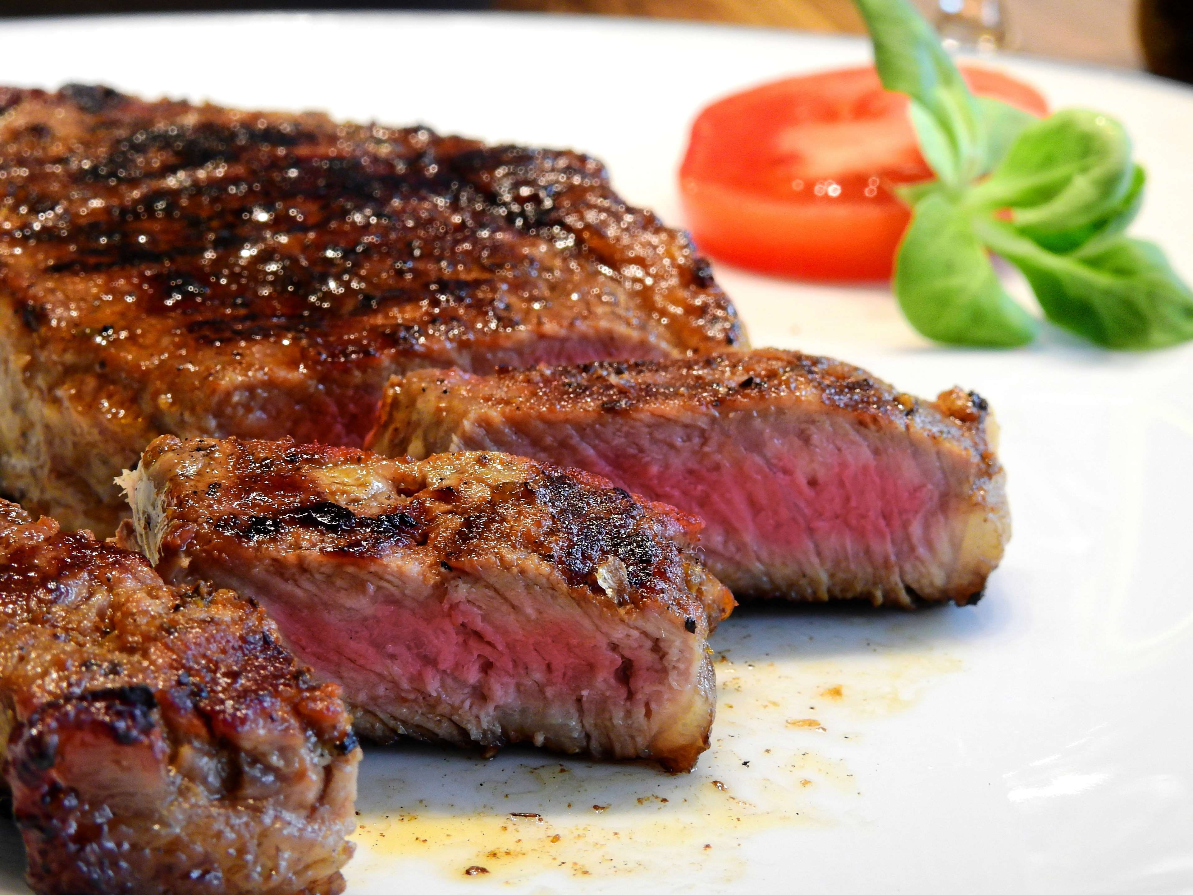 white meat, garnish, nutrition, ready-to-eat, plate, main course, food and drink, roasted, beef steak, healthy eating, marinade, hearty, indoors, 4K, lunch, HD Wallpaper