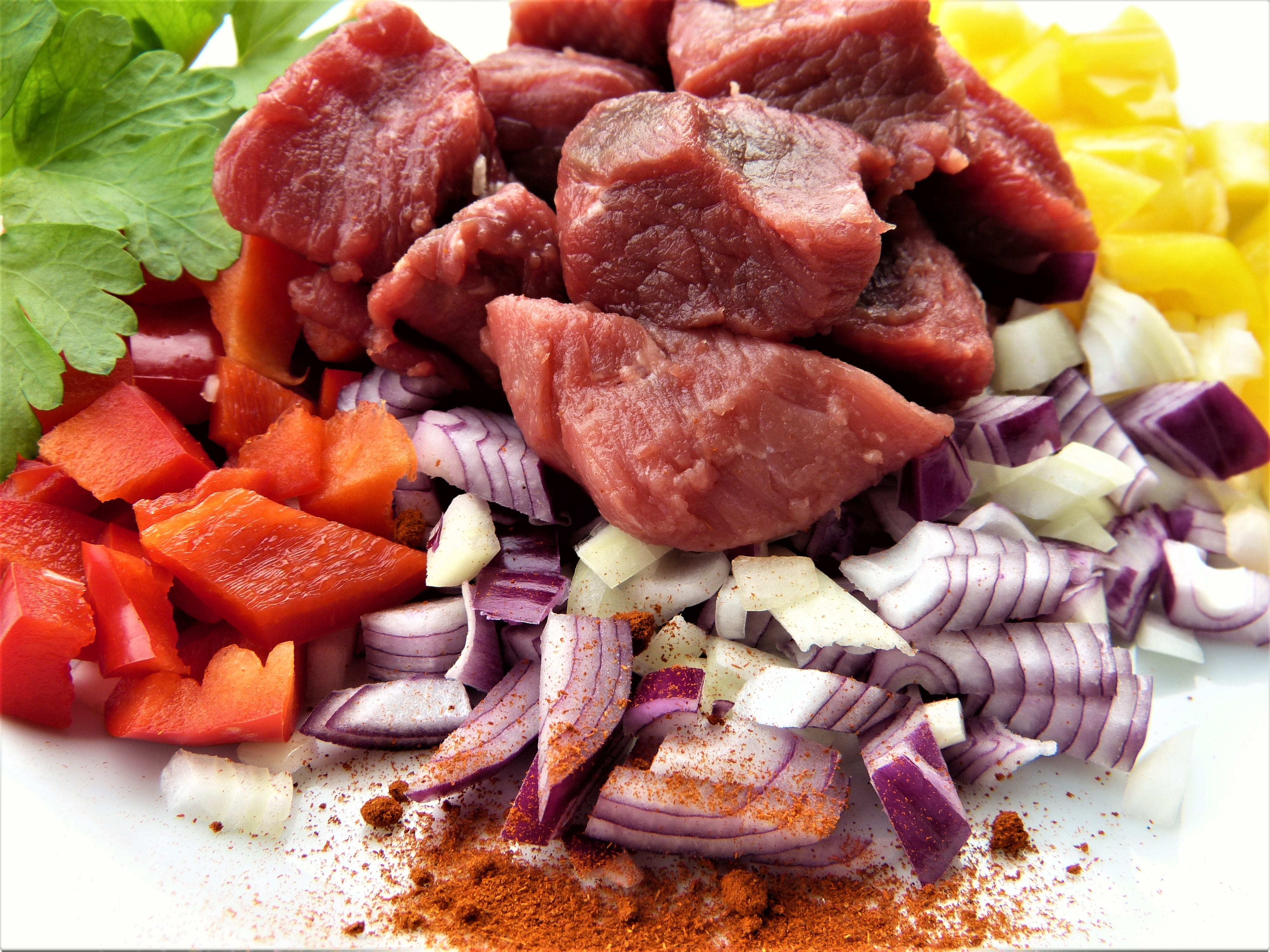 goulash, food and drink, chopped, together, freshness, meal, mager, iron deficiency, 4K, invite, garden, indoors, no people, food, frisch, Parsley, balanced, HD Wallpaper