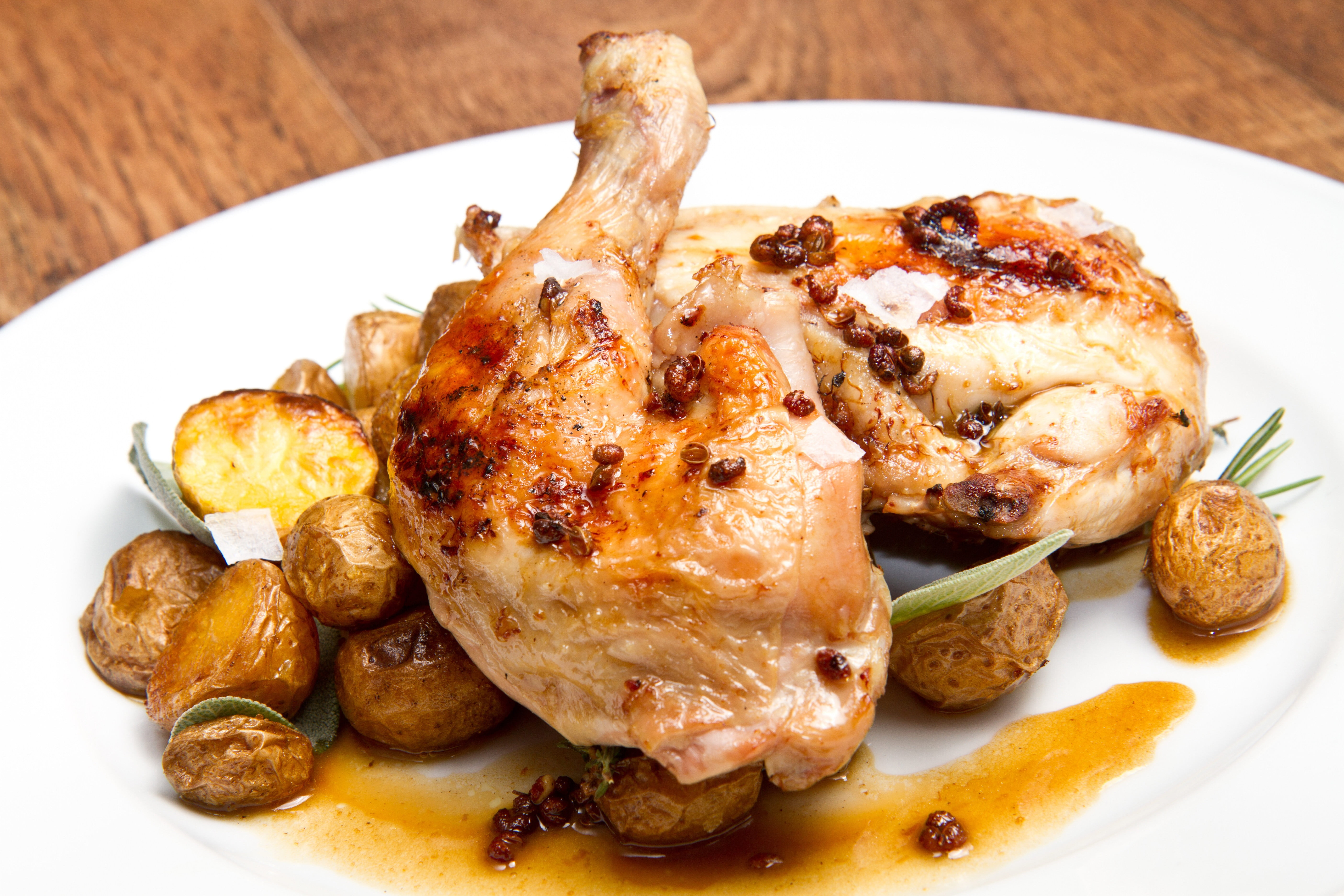 chicken, vegetable, close-up, grilled, serving size, dressing, indoors, refreshment, temptation, white Meat, chicken Meat, restaurant, dish, savory Sauce, HD Wallpaper