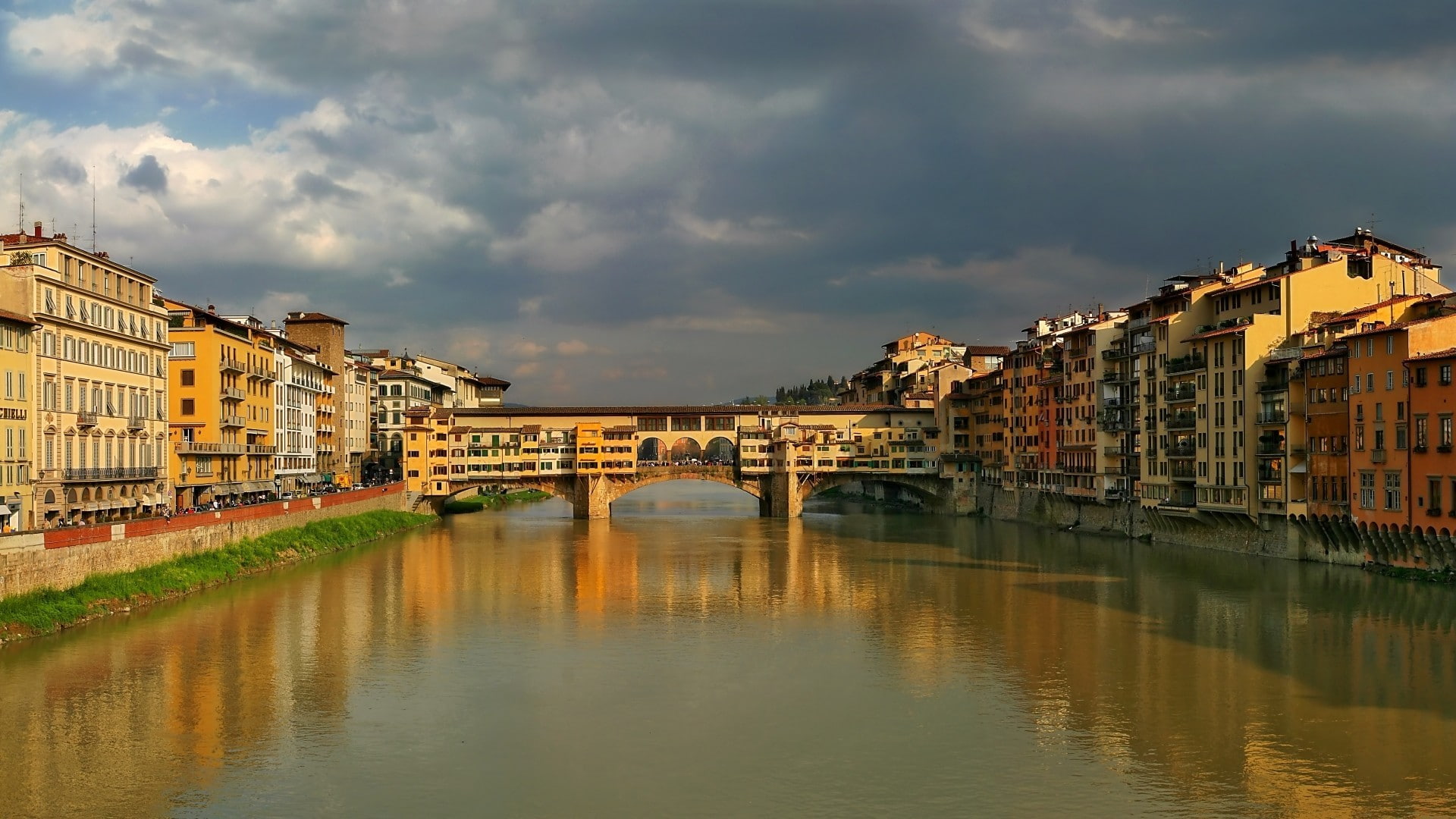 ponte vecchio, crowds, architecture, residential district, nature, arch bridge, cityscape, no people, reflection, 1080P, outdoors, water, building, built structure, HD Wallpaper