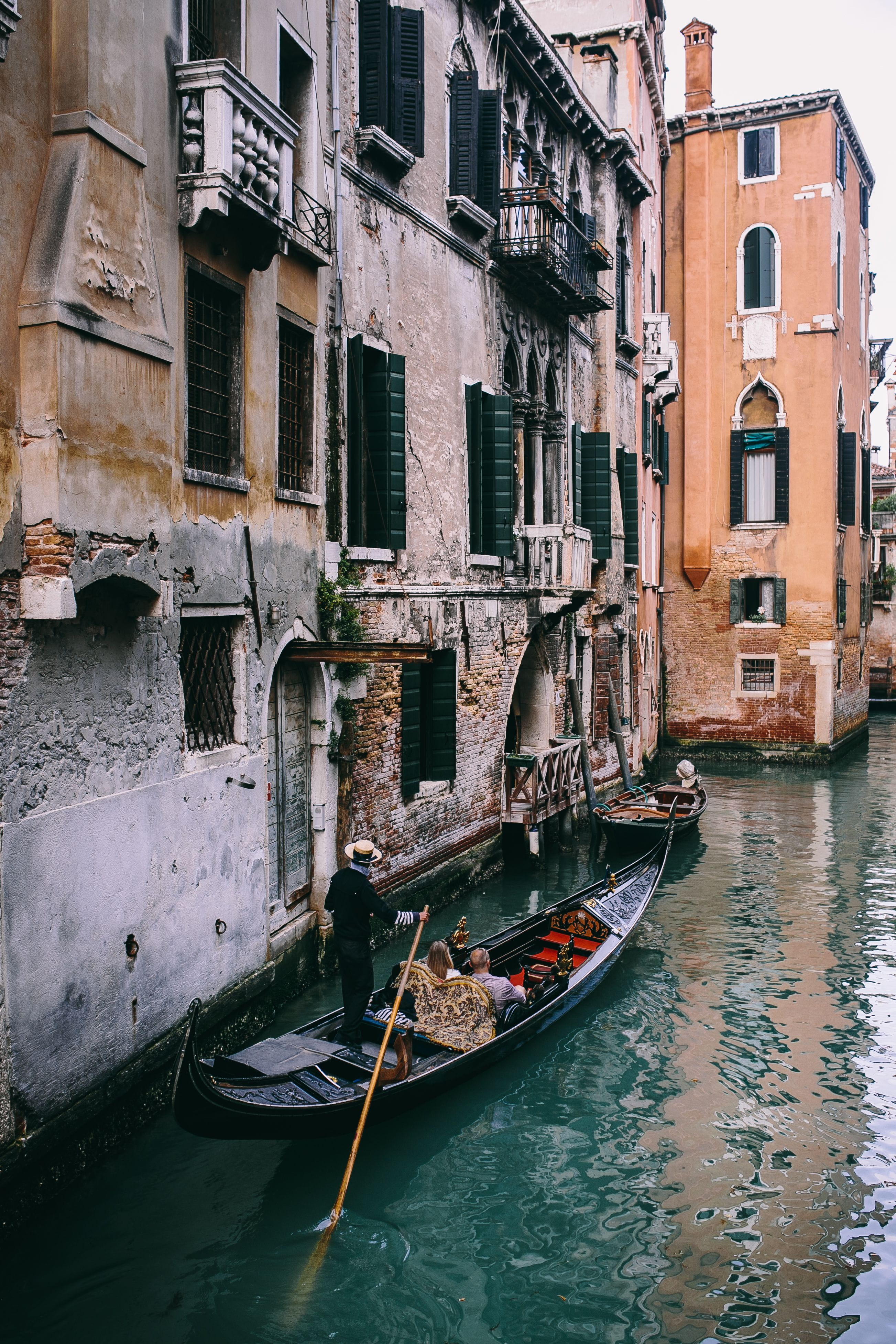mediterranean, trip, passenger craft, gondola - traditional boat, old town, travel Destinations, veneto, venezia, venice, mode of transportation, old, famous Place, Phone HD Wallpaper