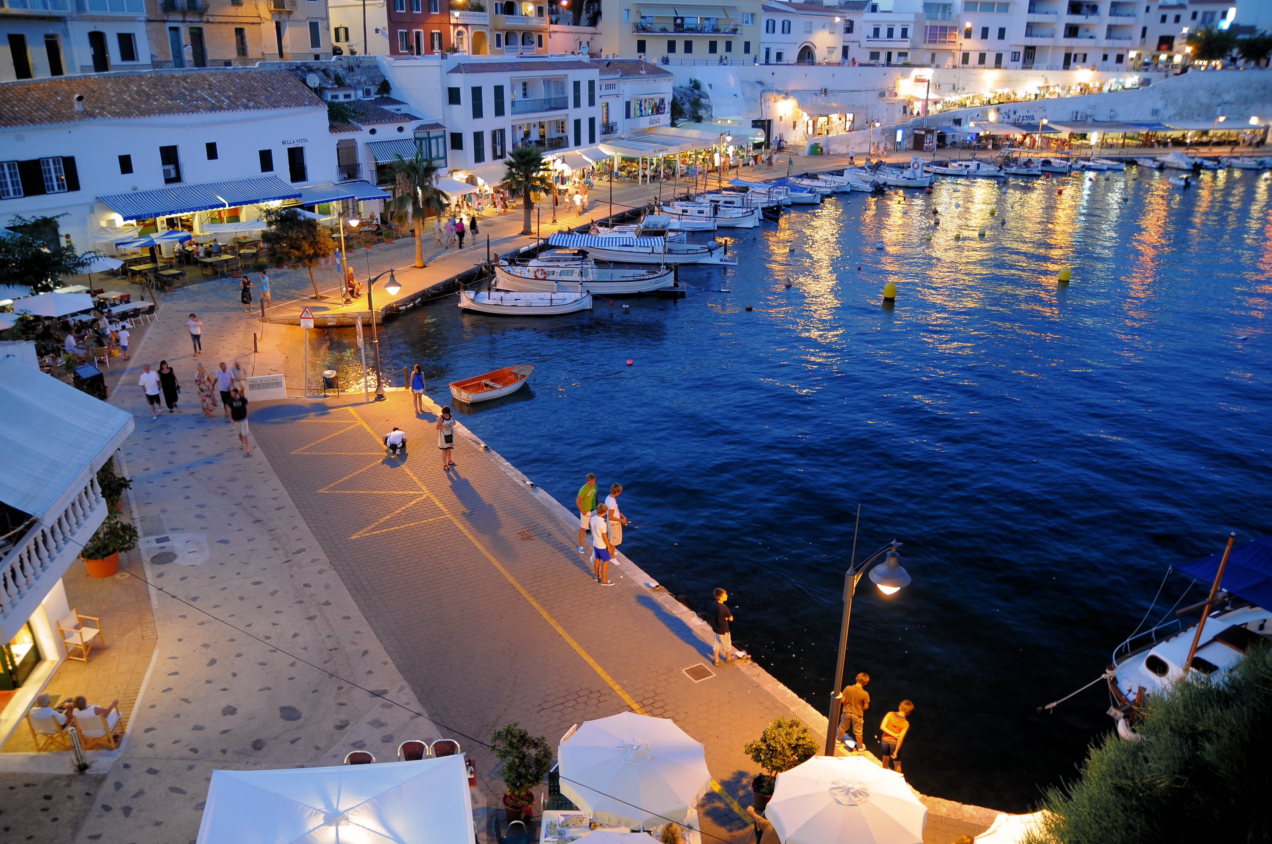 building exterior, built structure, mediterranean Sea, nighttime, night, real people, group of people, mode of transportation, large group of people, city, HD Wallpaper