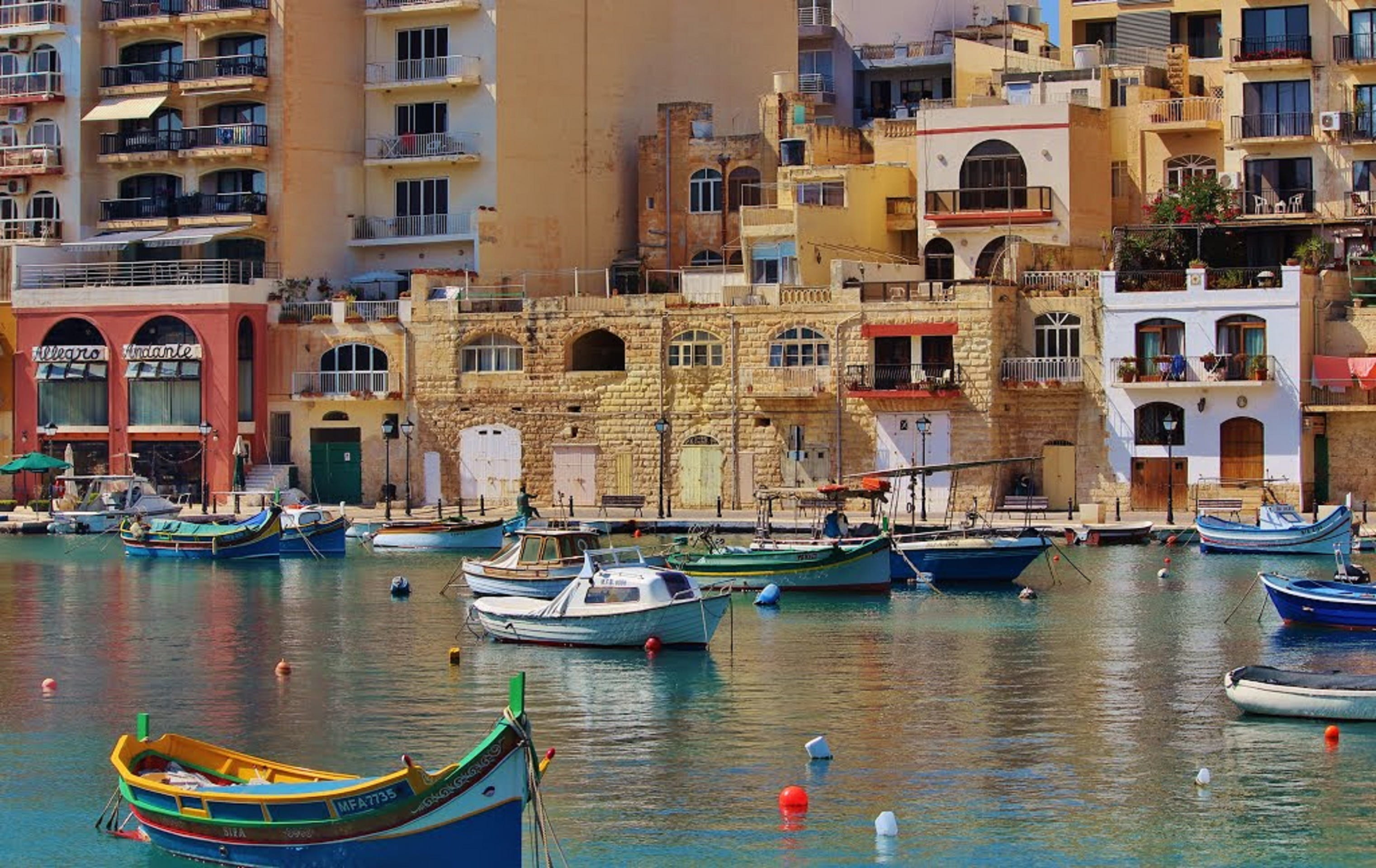 architecture, built structure, residential district, water, outdoors, 2K, moored, waterway, day, city, concrete, valletta, port, building, wooden post, HD Wallpaper