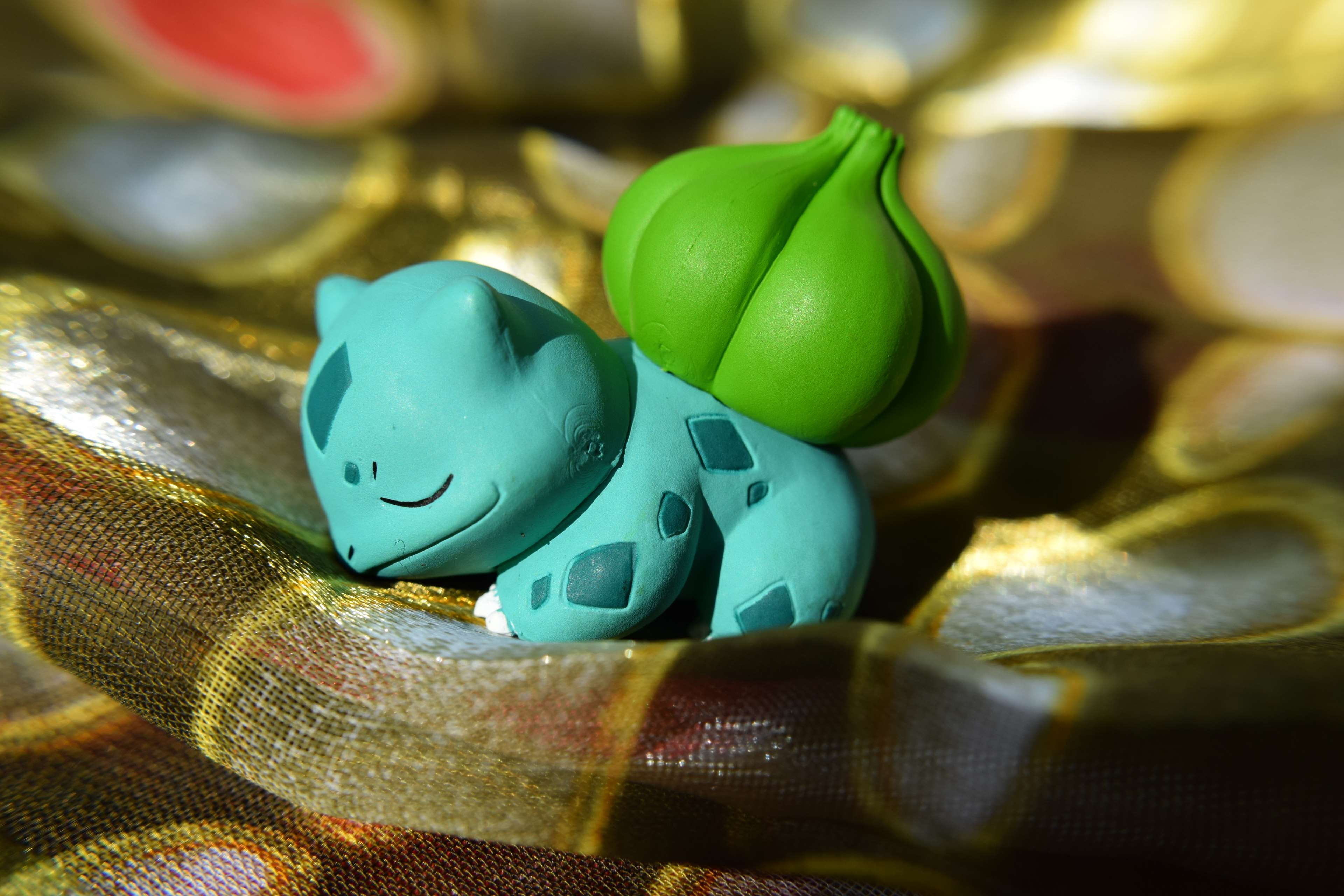 asleep, choice, art and craft, multi colored, variation, close-up, celebration, green color, holiday - event, still life, toy, sleep, no people, egg, figurine, HD Wallpaper