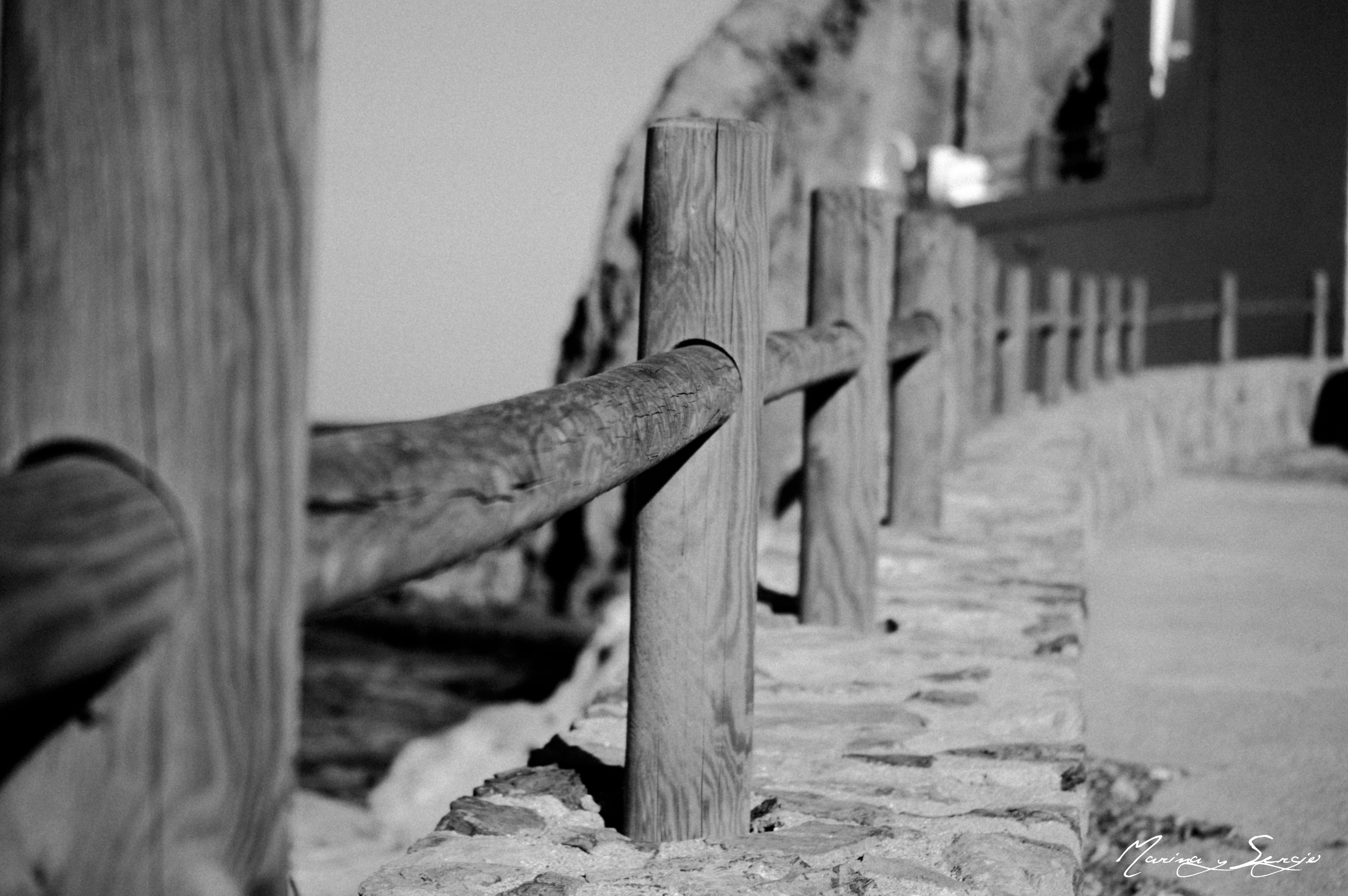 wood - material, human body part, fence, human limb, low section, path, 5K, isleta del moro, human leg, cabo de gata, sitting, beach, men, black and white, HD Wallpaper