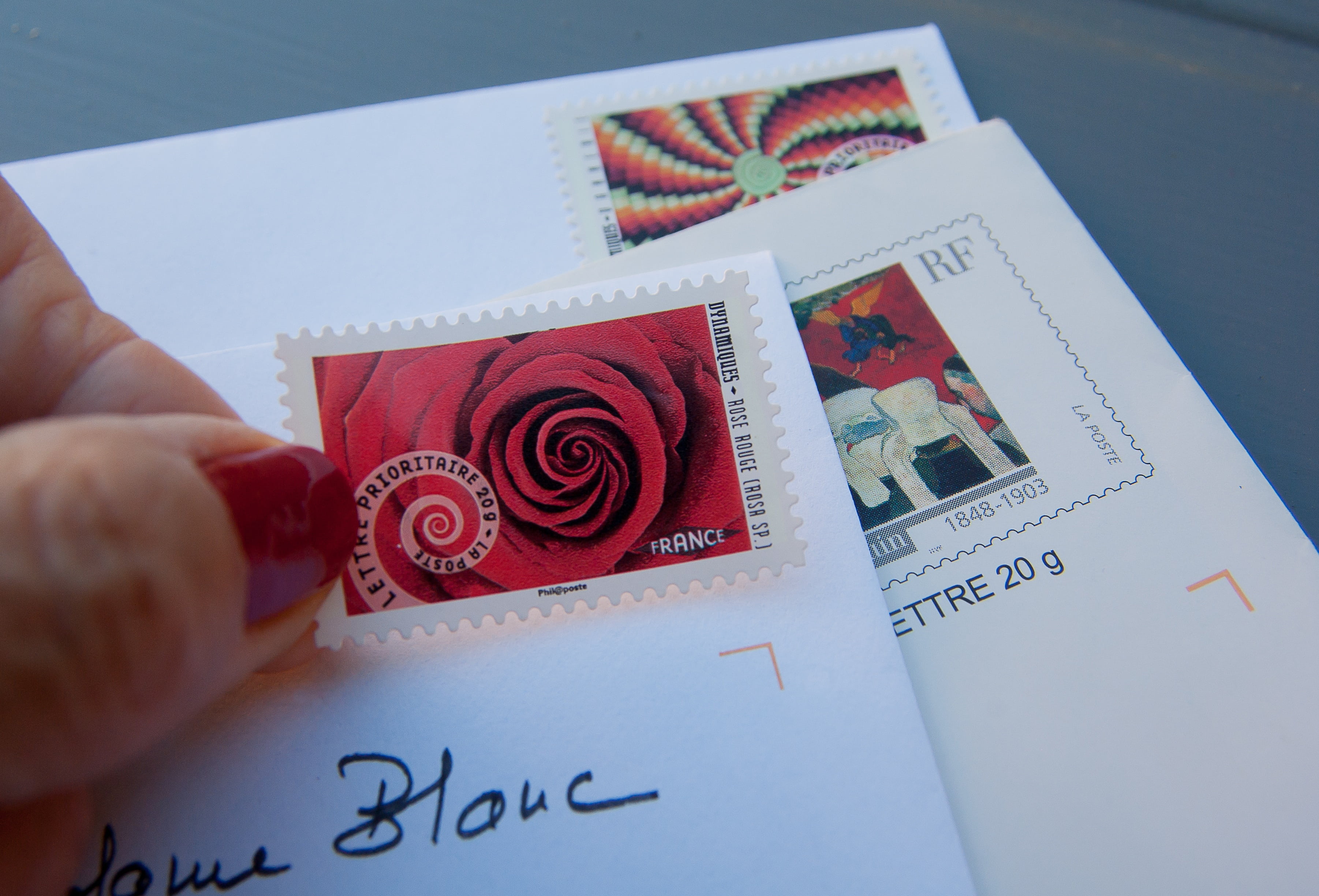 history, text, human hand, hand, correspondence, holding, one person, stamps, high angle view, white, letters, the past, 2K, communication, envelope, postage stamp, HD Wallpaper