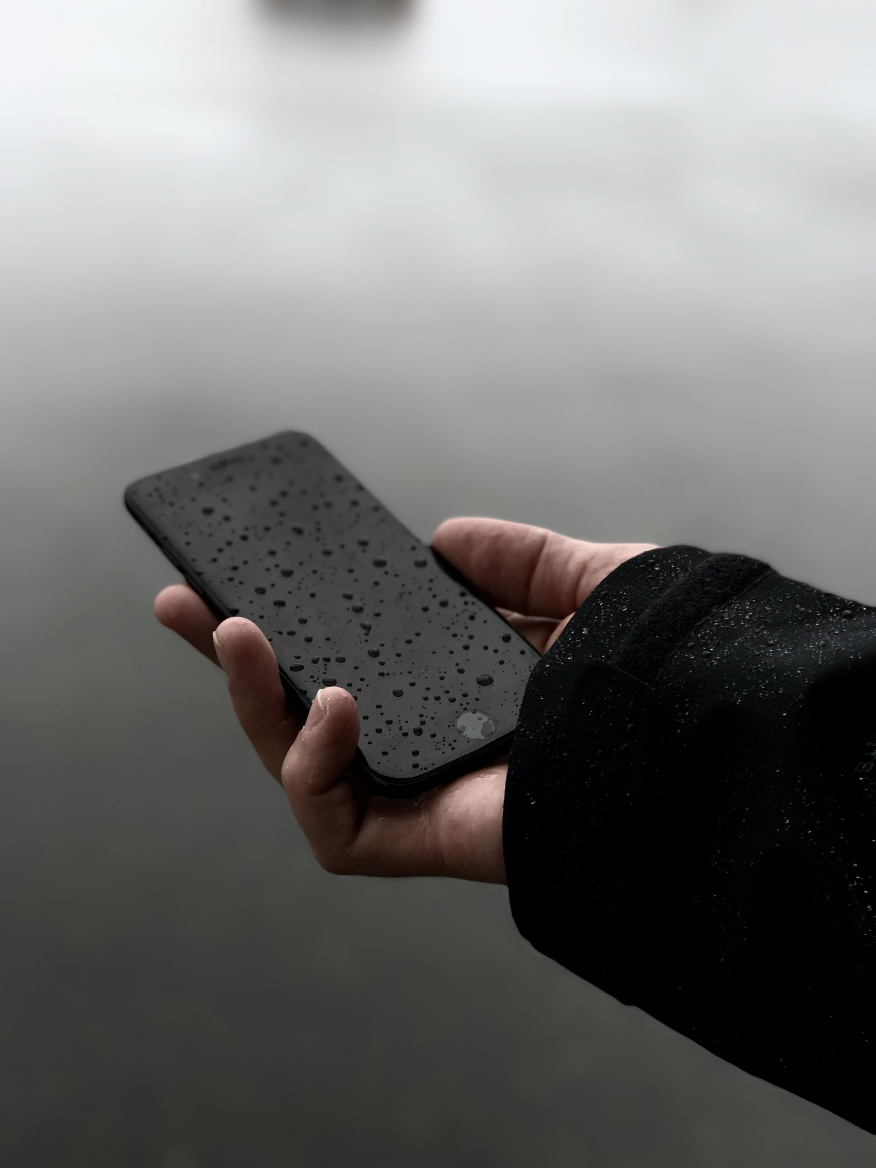 telephone, body part, adults only, day, human Hand, water, phone, business, text Messaging, smart Phone, outdoors, rain, wireless Technology, droplets, Phone HD Wallpaper