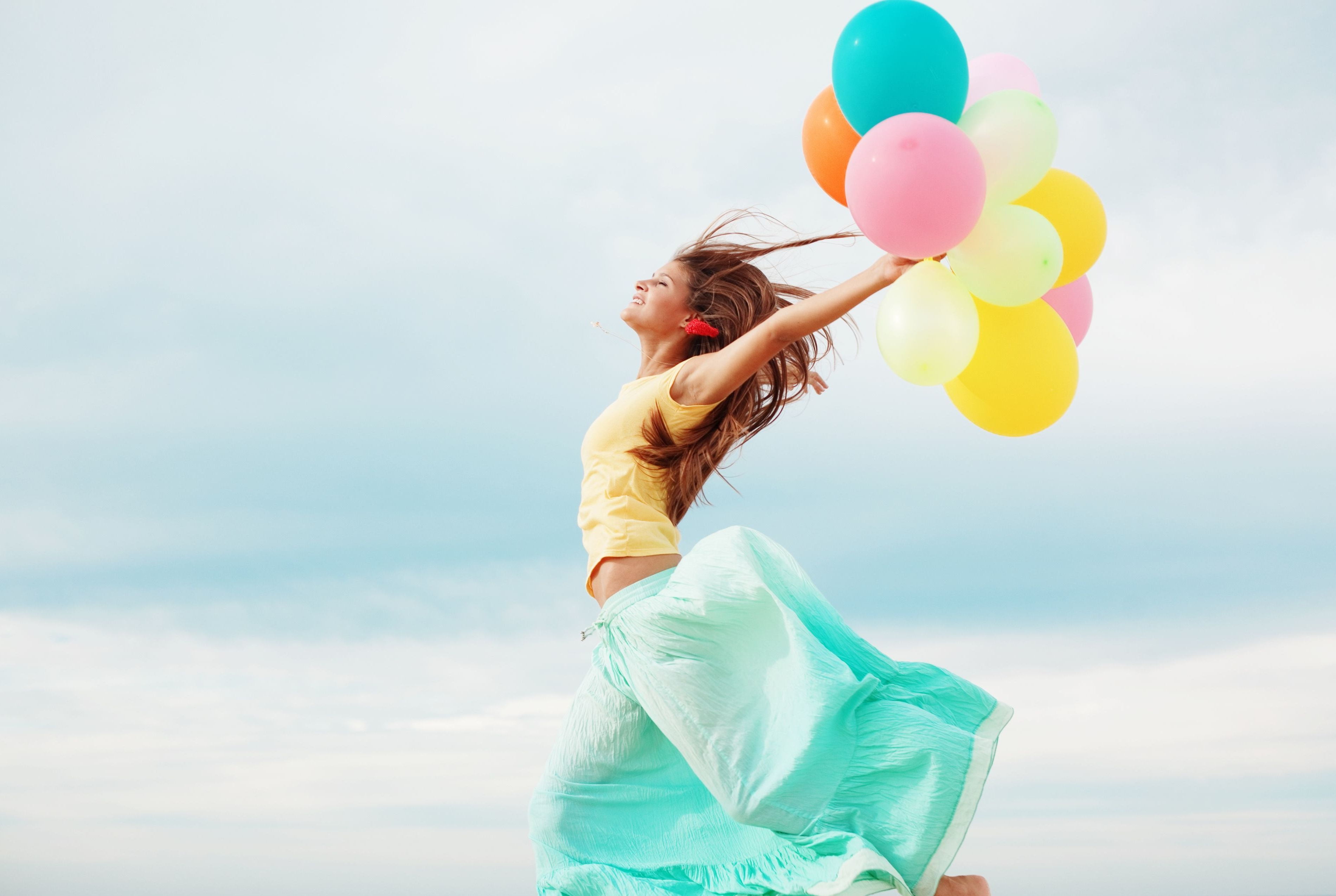nature, shirt, balls, crew, mood, young women, human arm, smiling, beautiful woman, celebration, enjoyment, fun, hair, one Young Woman Only, HD Wallpaper