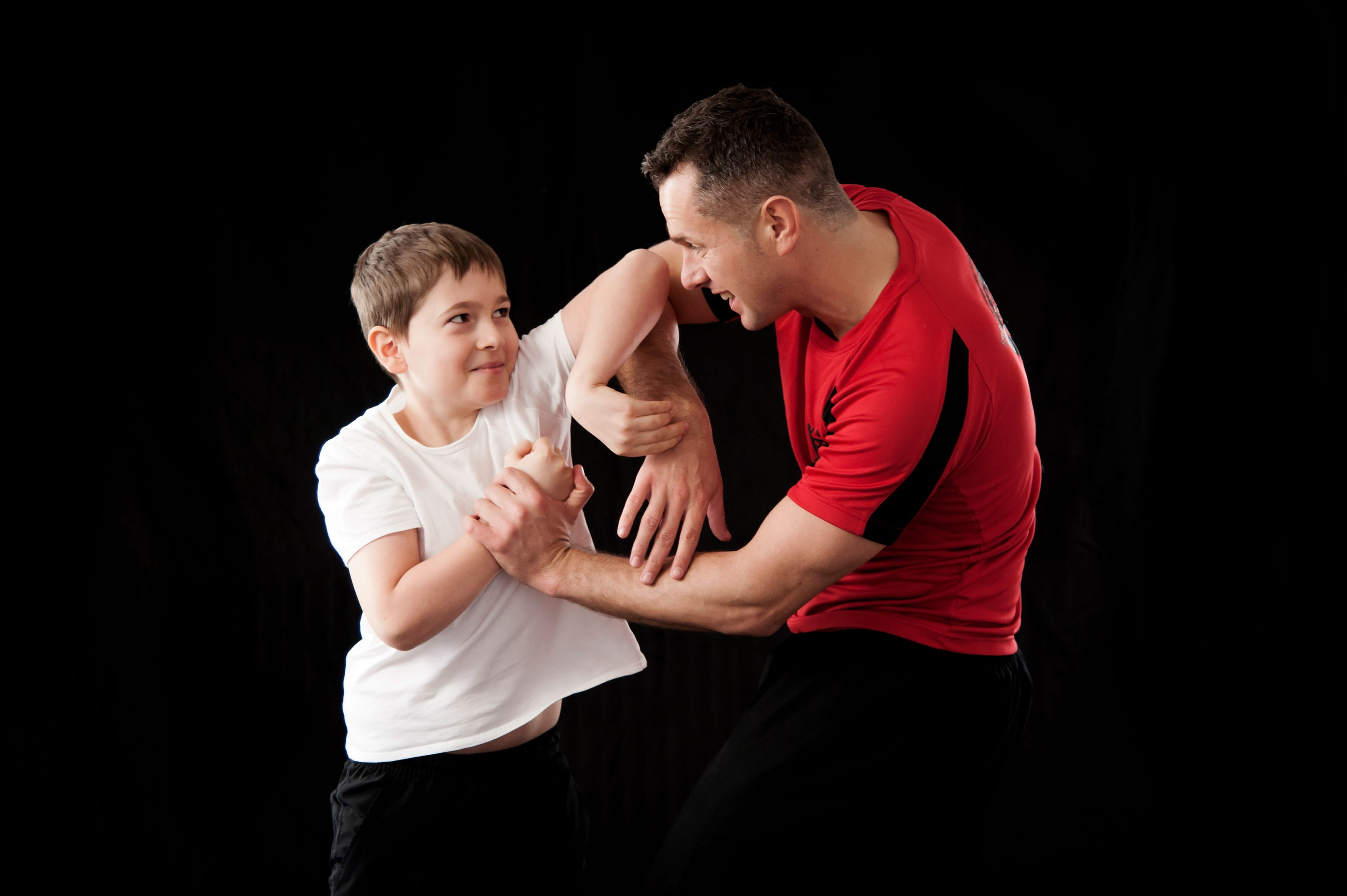 mid adult men, ludwigshafen, martial arts, three quarter length, karate, ving tsun, exercise, children, training, elbow, box, attack, fight, guys, studio shot, HD Wallpaper