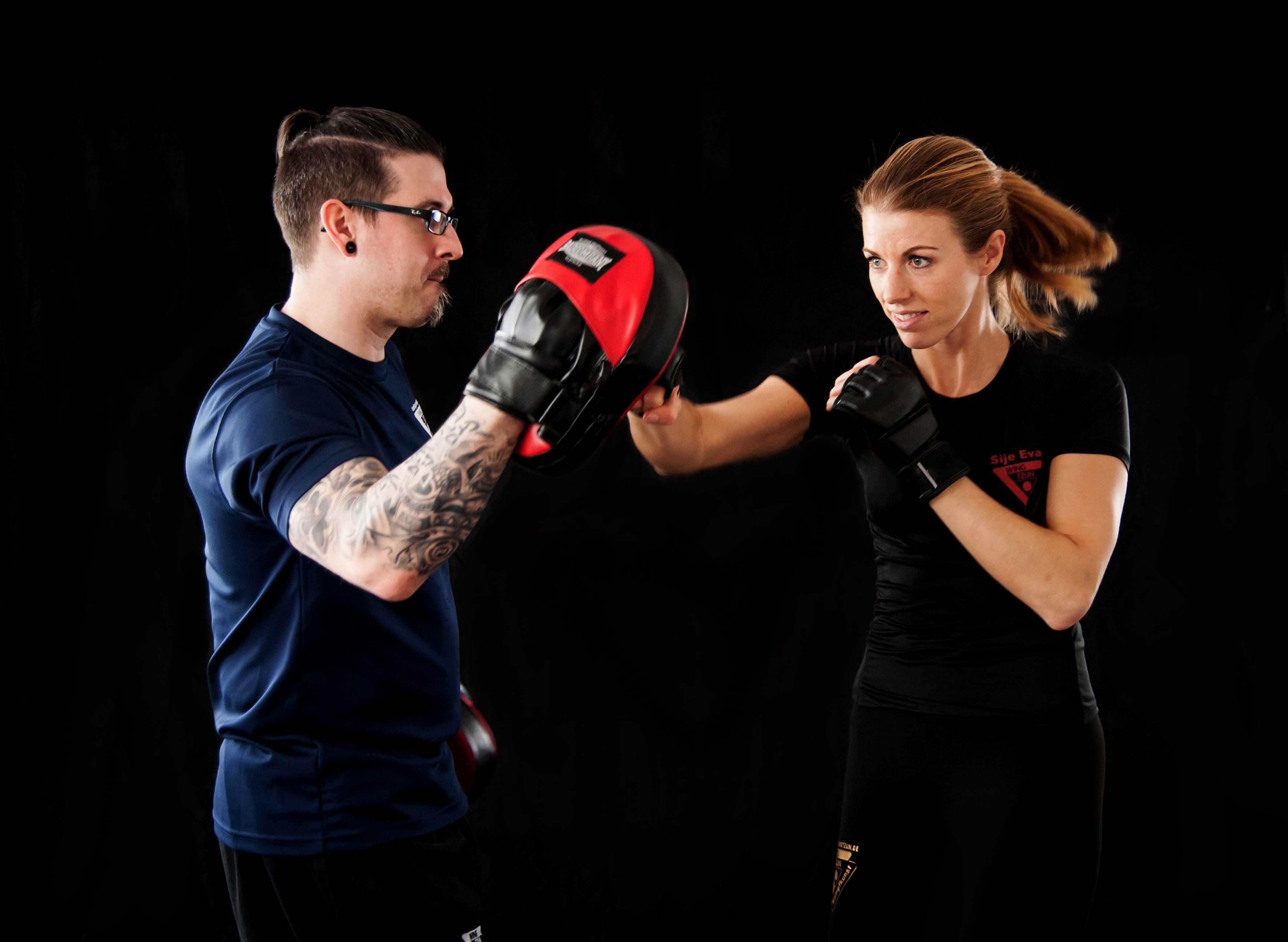 adult, woman, strength, wing chun martel art, fight, selfdefens, focus, kick boxing, aggression, security, box, boxing - sport, exercising, women, sport, HD Wallpaper