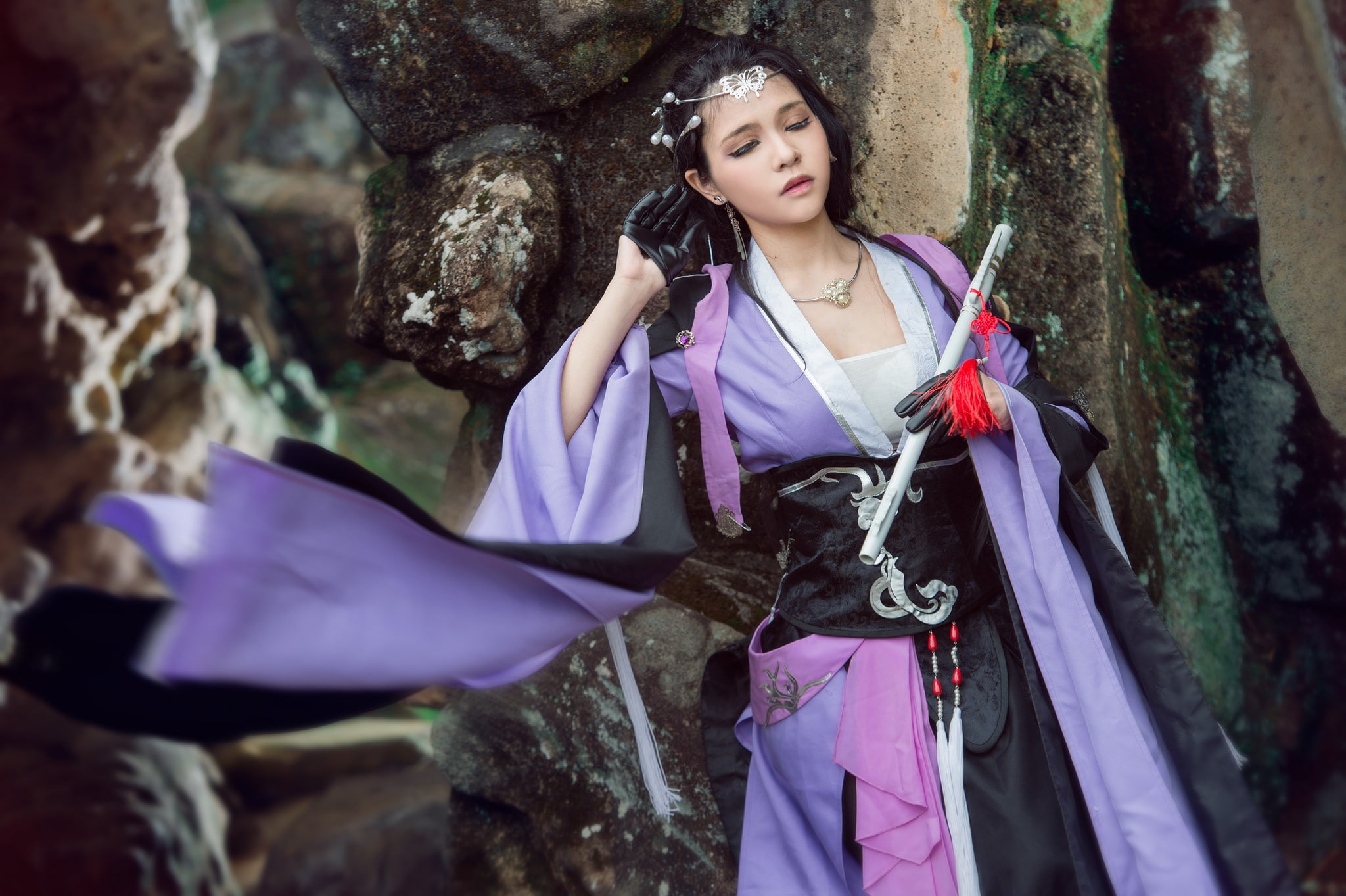 cosplay, fabric, brunette, purple, kimono, look, stones, costume, stone, the wind, hands, the dark background, decoration, image, gloves, lilac, style, HD Wallpaper