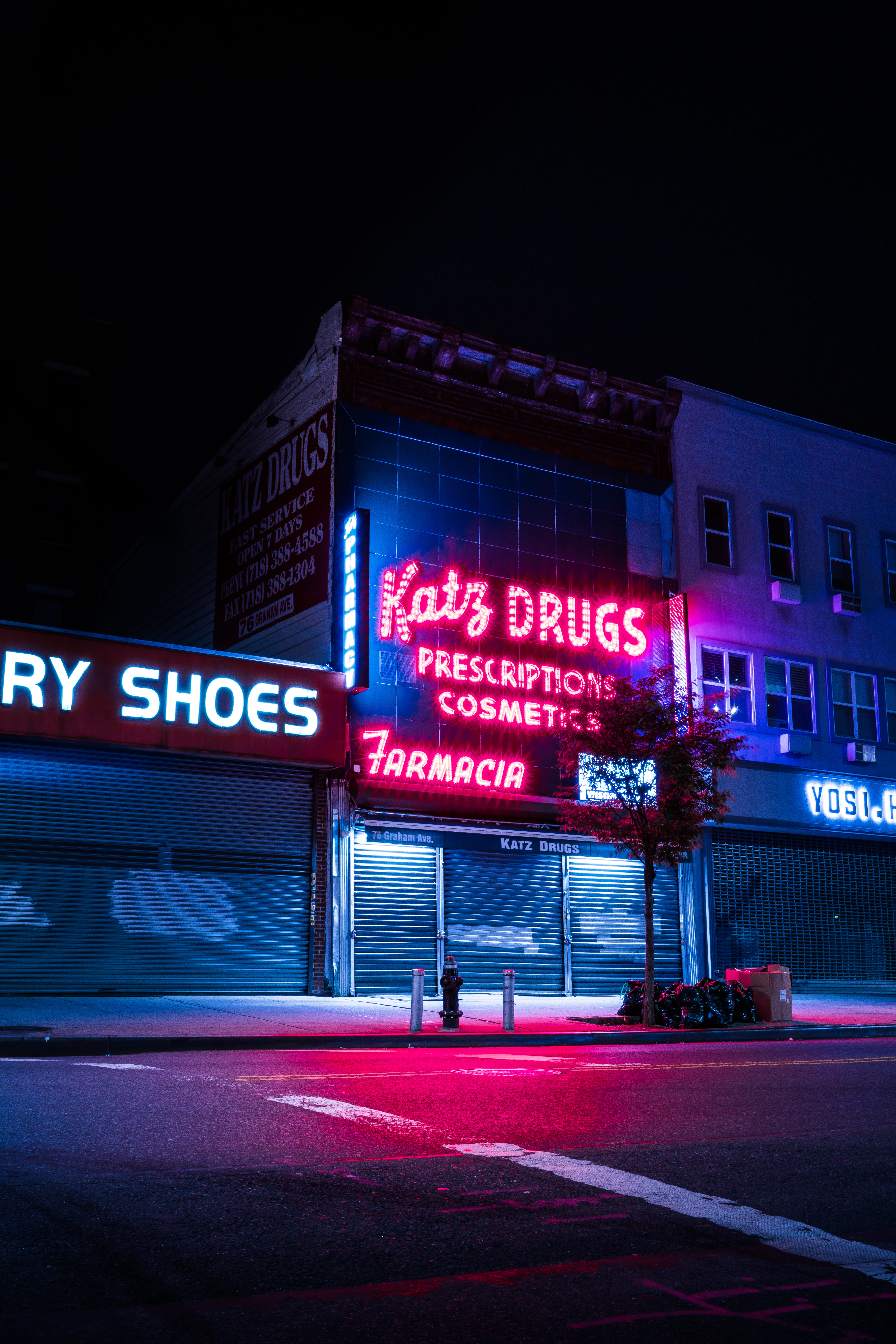 communication, text, neon sign, lighted, western script, no people, bulb, red, urban, shop, store front, drugs, closed, long exposure, 8K, outdoors, signage, Phone HD Wallpaper