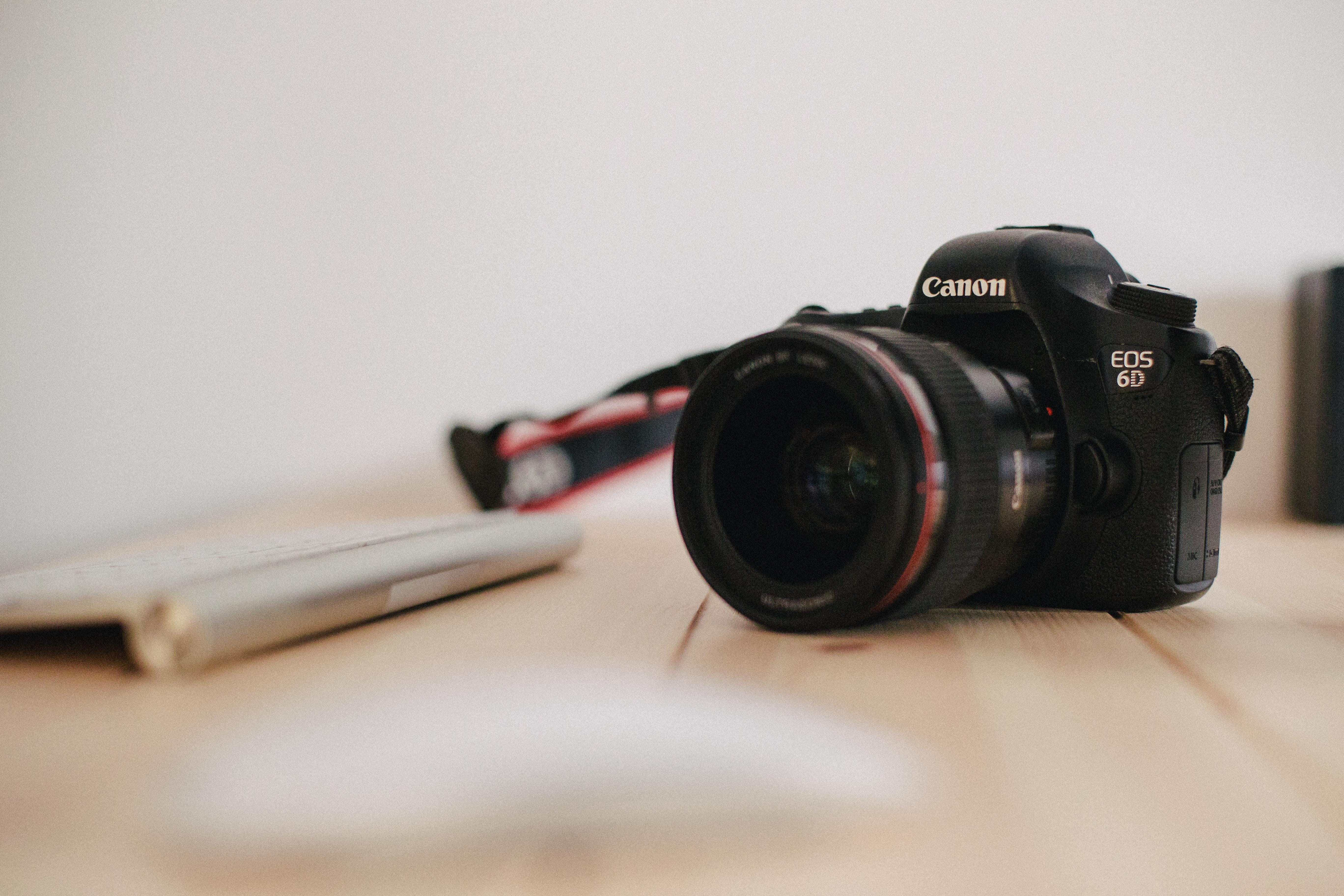 table, adapter, black, camera - photographic equipment, close-up, computer keyboard, 5K, wood, indoors, spoke, d, mouse, photography themes, alloy wheel, HD Wallpaper
