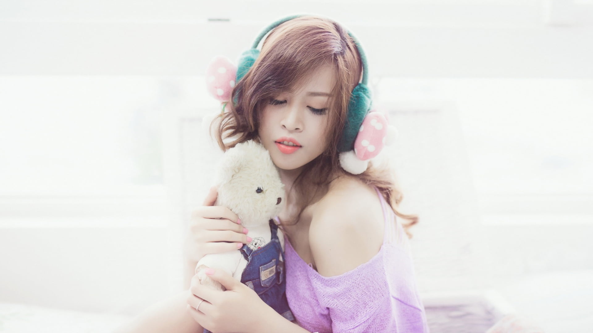 1080P, waist up, females, bare shoulders, indoors, model, child, one person, offspring, emotion, portrait, Asian, teddy bear, closed eyes, photography, HD Wallpaper