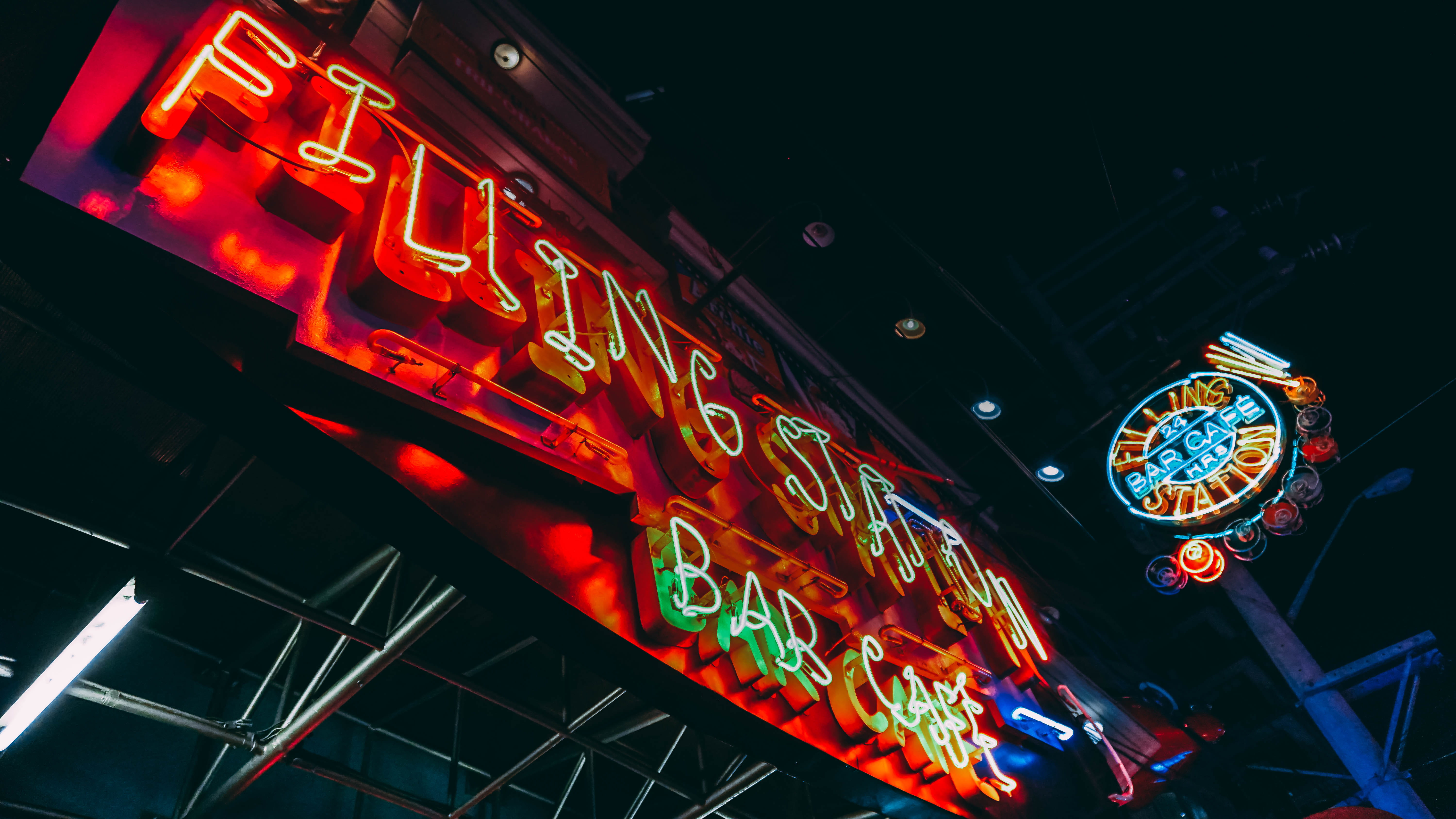 illuminated, glowing, signage, night time, low angle view, outdoors, urban, evening, building exterior, bar, time, arts culture and entertainment, architecture, HD Wallpaper