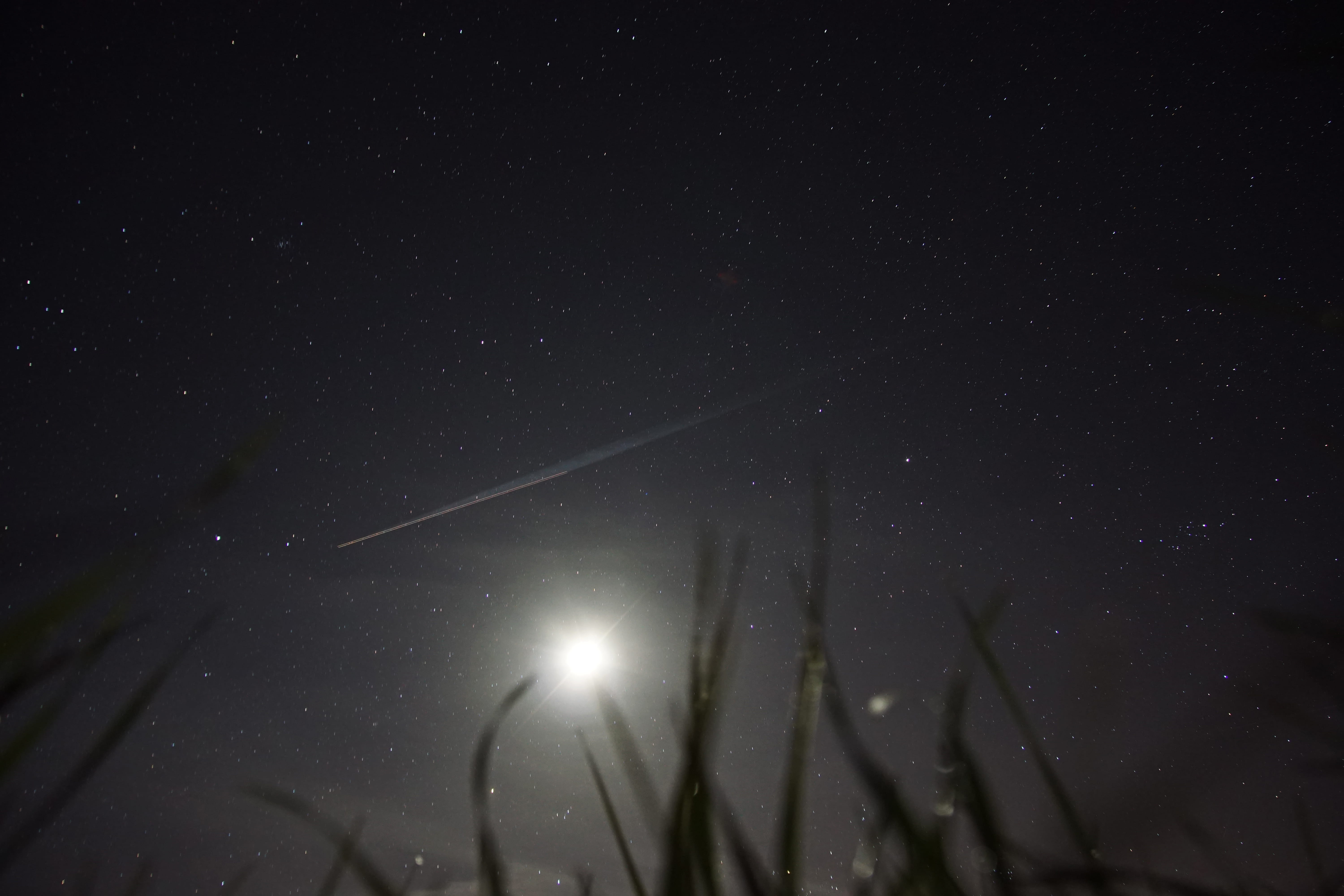 france, low angle view, scenics - nature, beauty in nature, space and astronomy, astronomy, no people, outdoors, lights, star field, planetary moon, star, HD Wallpaper