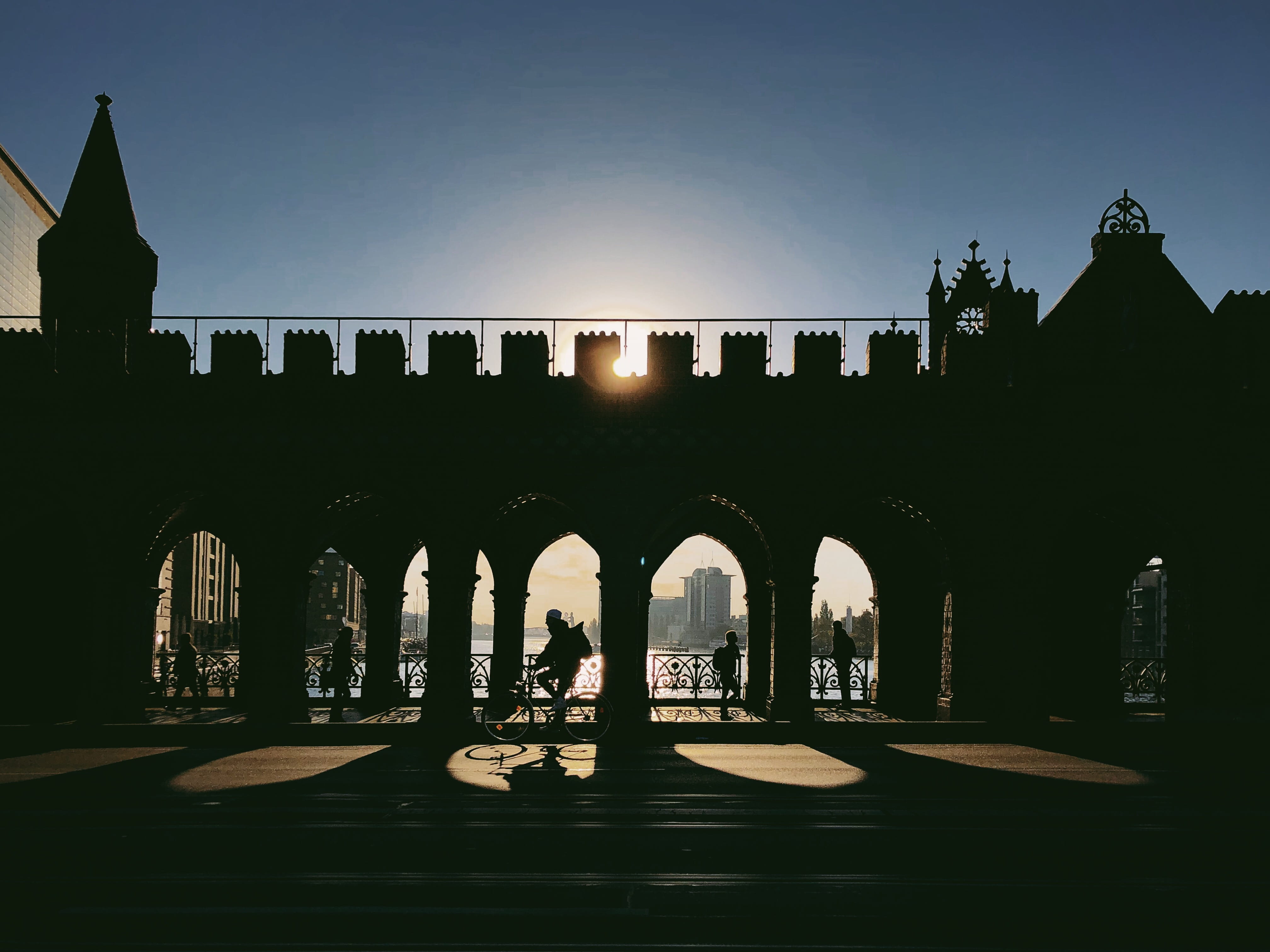 4K, nature, shadow, sun, oberbaum, group of people, architectural column, outdoors, bridge, sky, history, built structure, silhouette, incidental people, HD Wallpaper