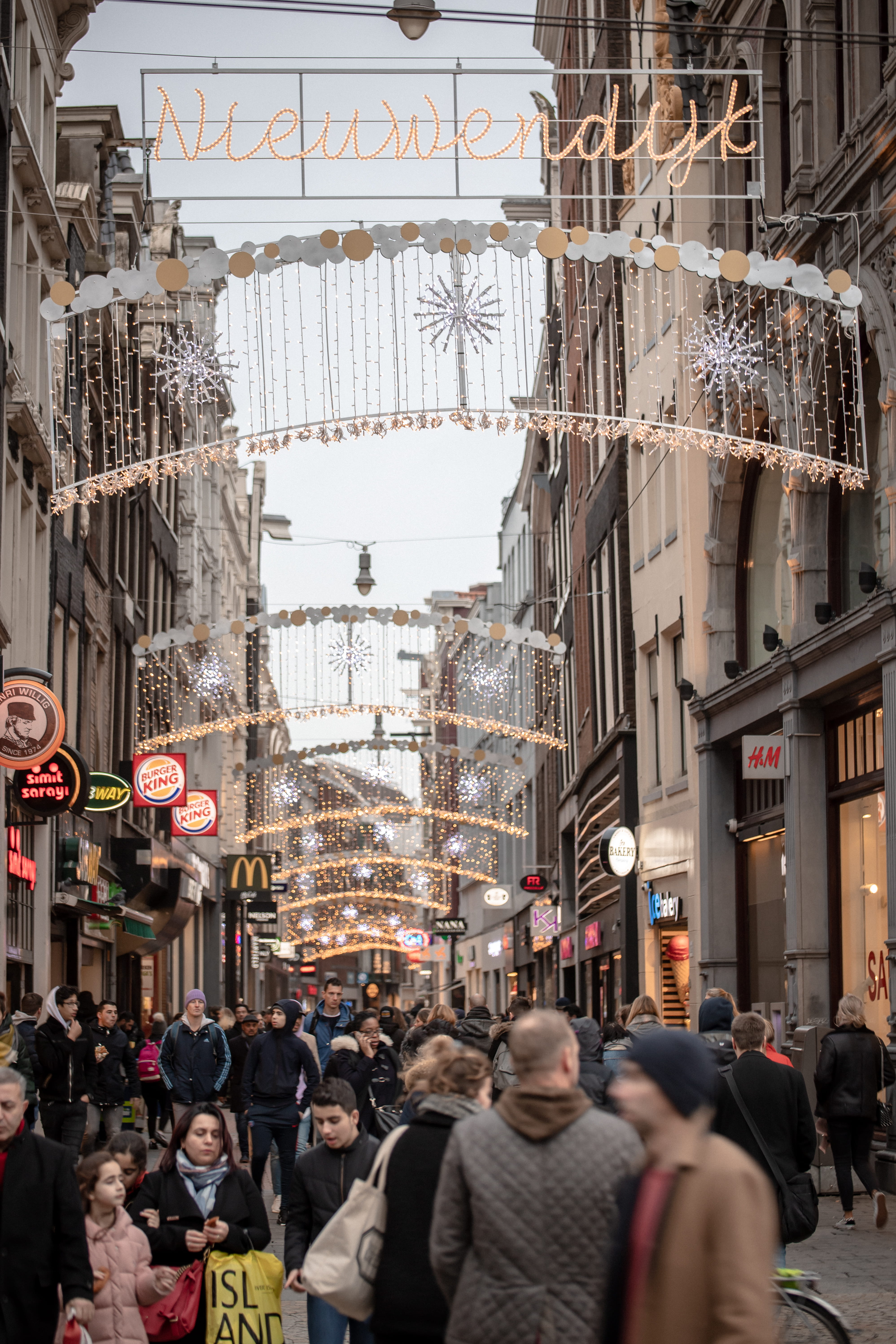 human, street, street market, apparel, vehicle, amsterdam, shopping, city life, urban, pedestrian, market, people, real people, netherlands, outdoors, person, Phone HD Wallpaper