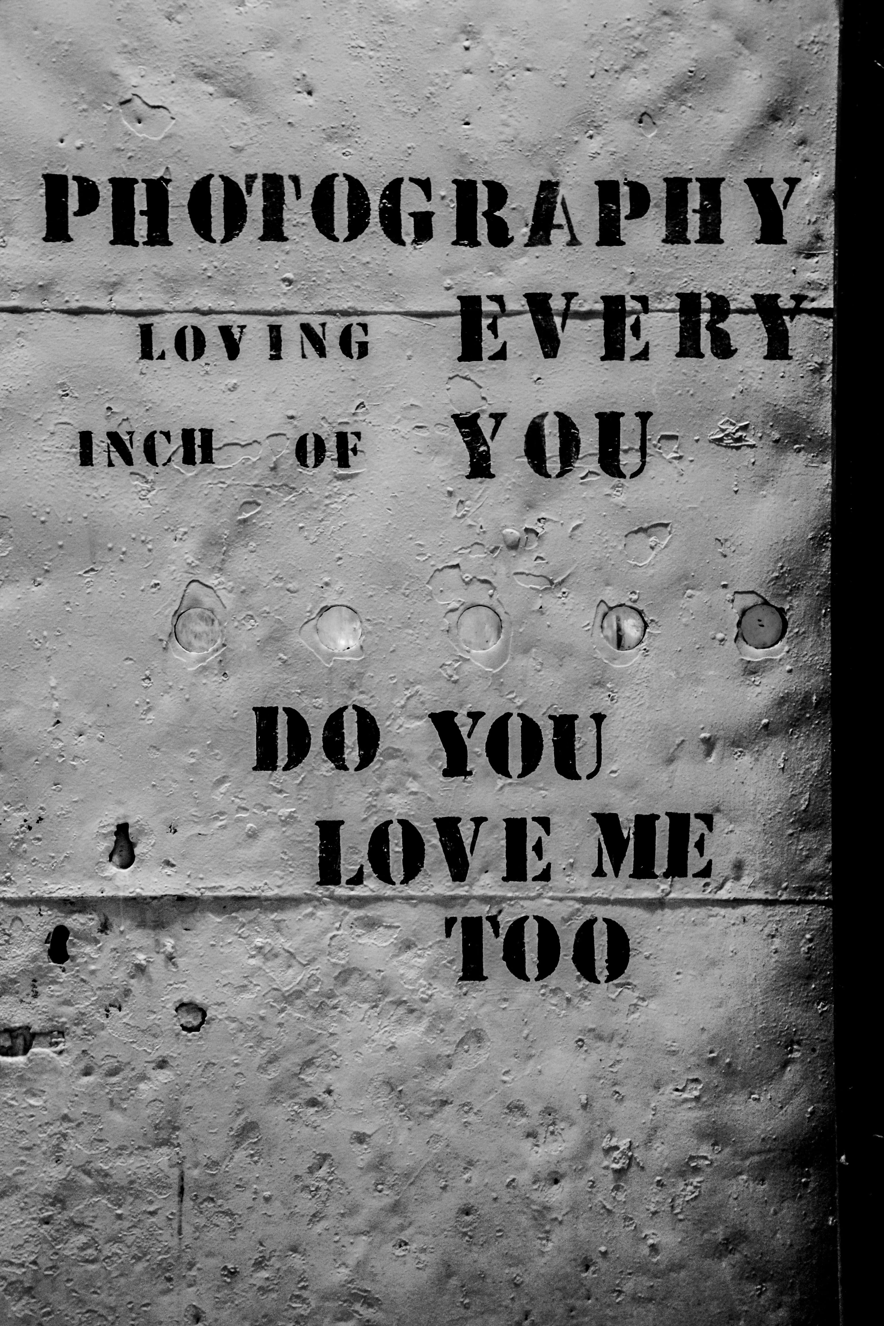 advertisement, day, tombstone, built structure, gray, capital letter, alphabet, western script, clothing, background, message, architecture, close-up, concrete, Phone HD Wallpaper