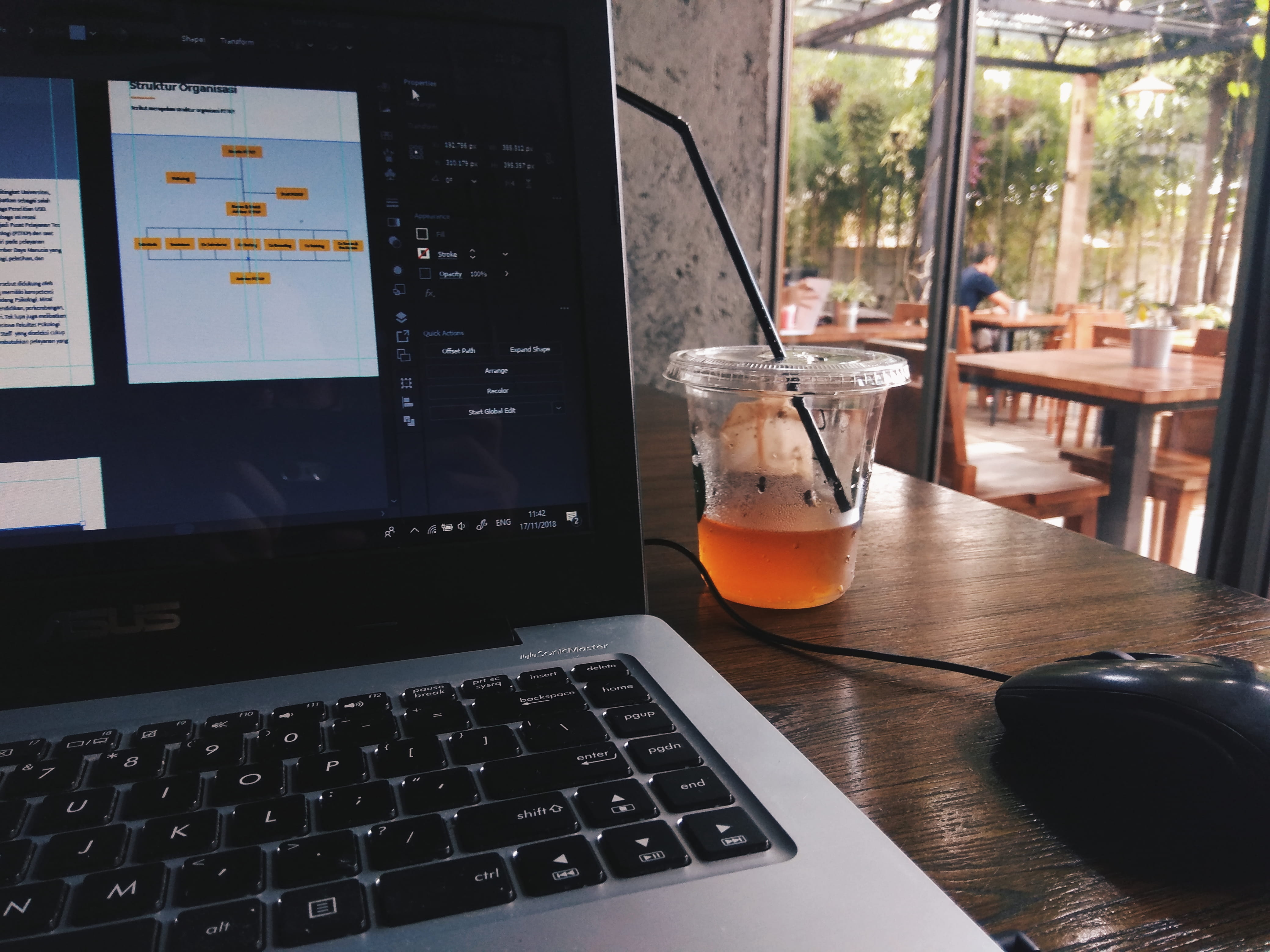 kecamatan depok, lance, computer keyboard, glass, wireless technology, laptop, yogyakarta, refreshment, tea, table, computer, indonesia, cafe, close-up, HD Wallpaper